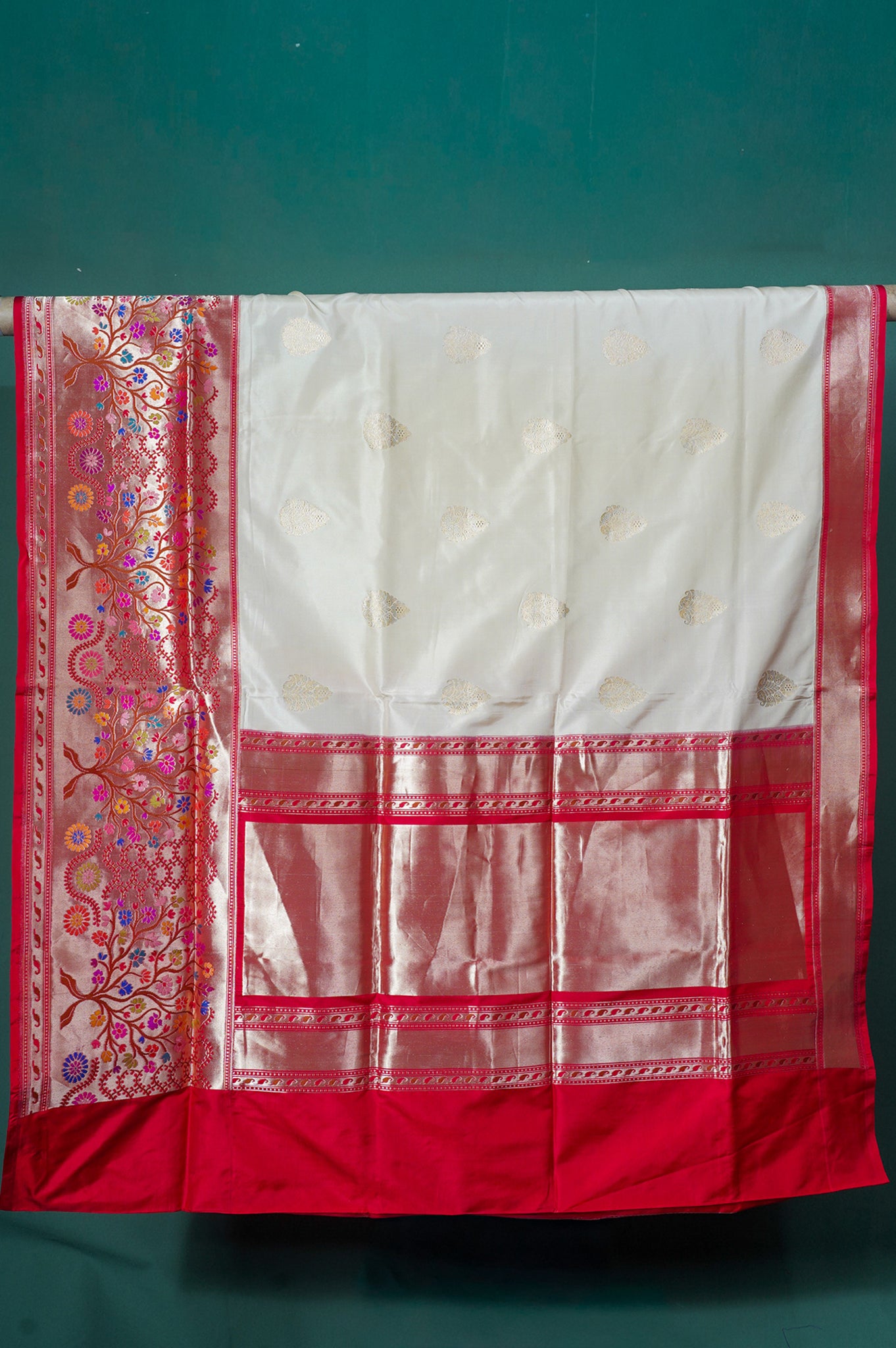 Founder Choice 031: Pearl &amp; Red Pure Handloom Katan Silk Saree with Kadiyal Border| Silk Mark Certified