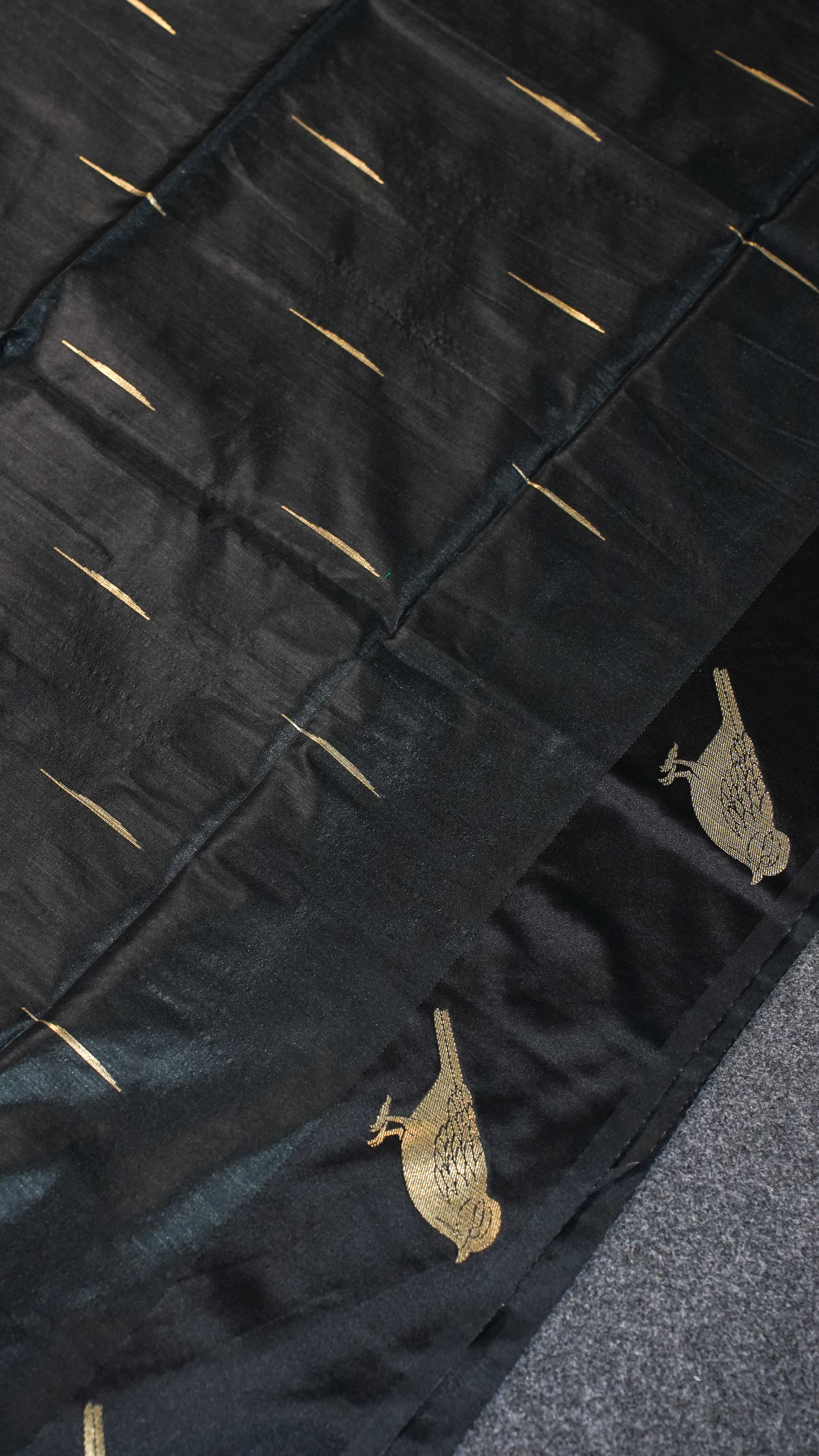 "UTSAV BANARAS 112" Banarasi Black Raw Silk With Bird Border Saree