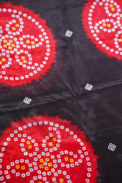 Waah Banaras 068 Black &amp; Red Malai Silk Saree with Chunari Mandala Carry Print &amp; Zari Border