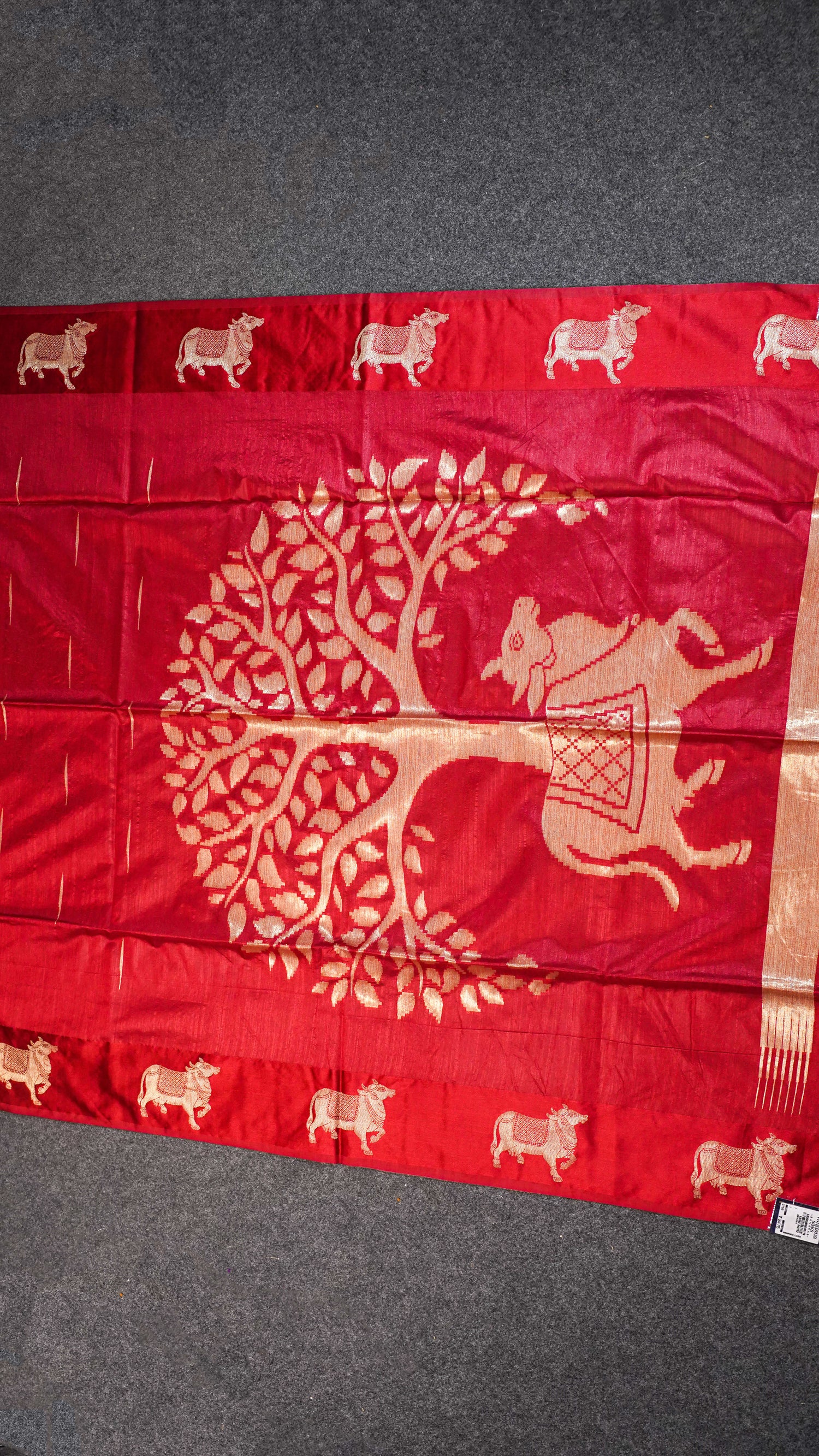 "UTSAV BANARAS 259" Banarasi Red Raw Silk With Nandi Border Saree