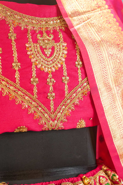 "MANSI 024" Banarasi Crush Rangkat Silk Lehenga with Elegant Cutwork Border