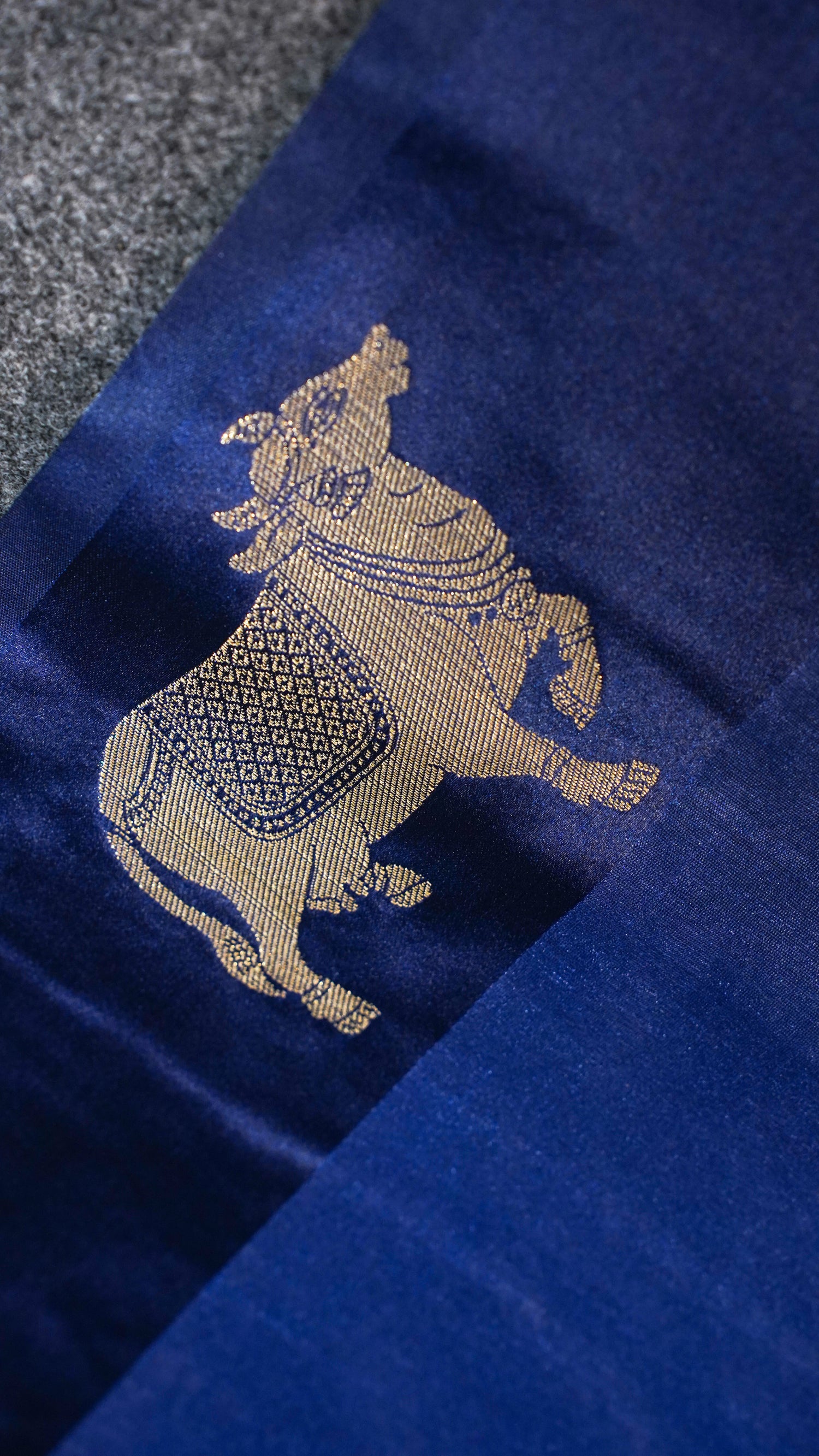 "UTSAV BANARAS 107" Banarasi Royal Blue Raw Silk With Nandi Border Saree