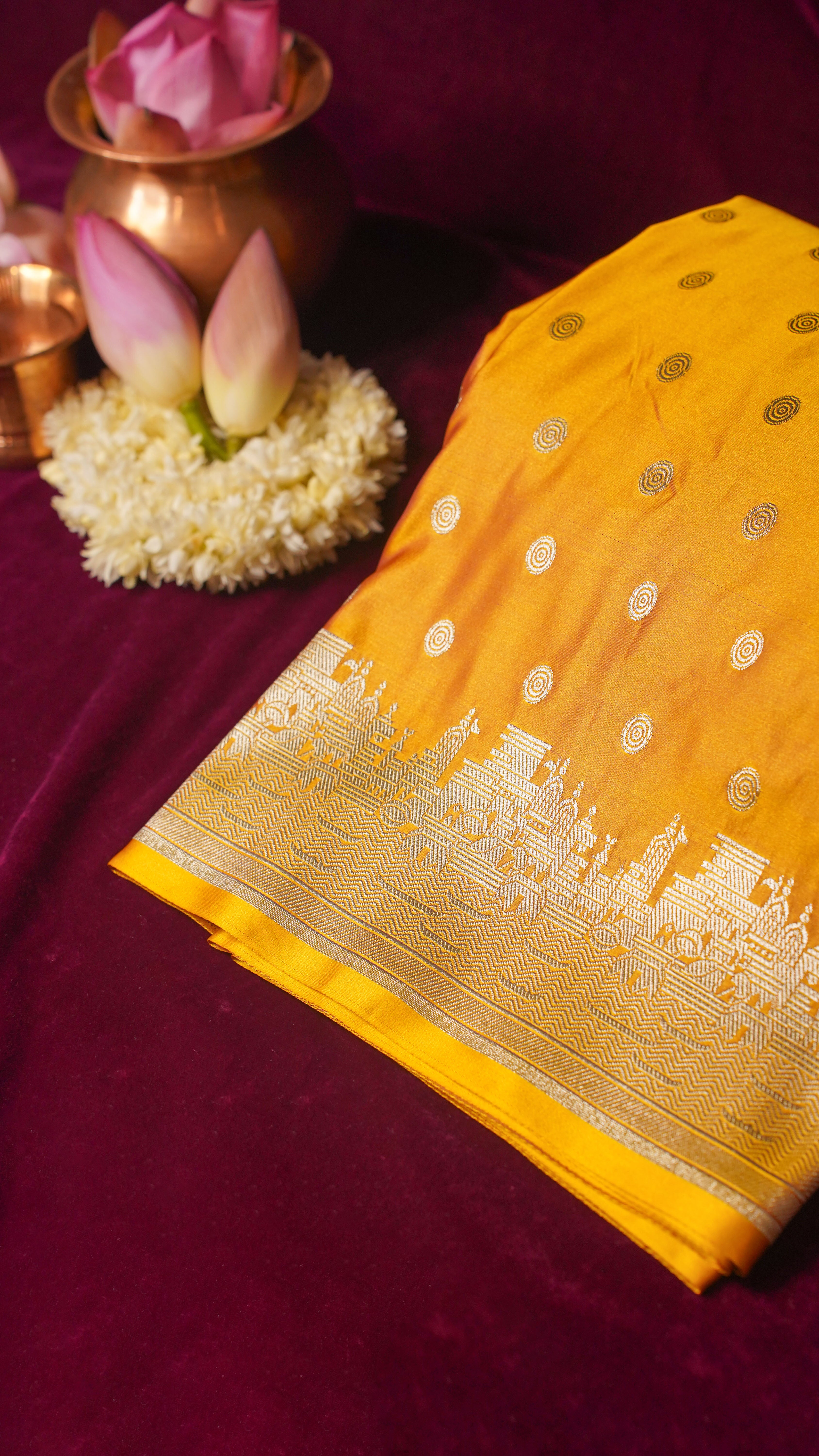 "WAAH BANARAS 055E" Banarasi Pure Mashru silk saree with Ghat Border