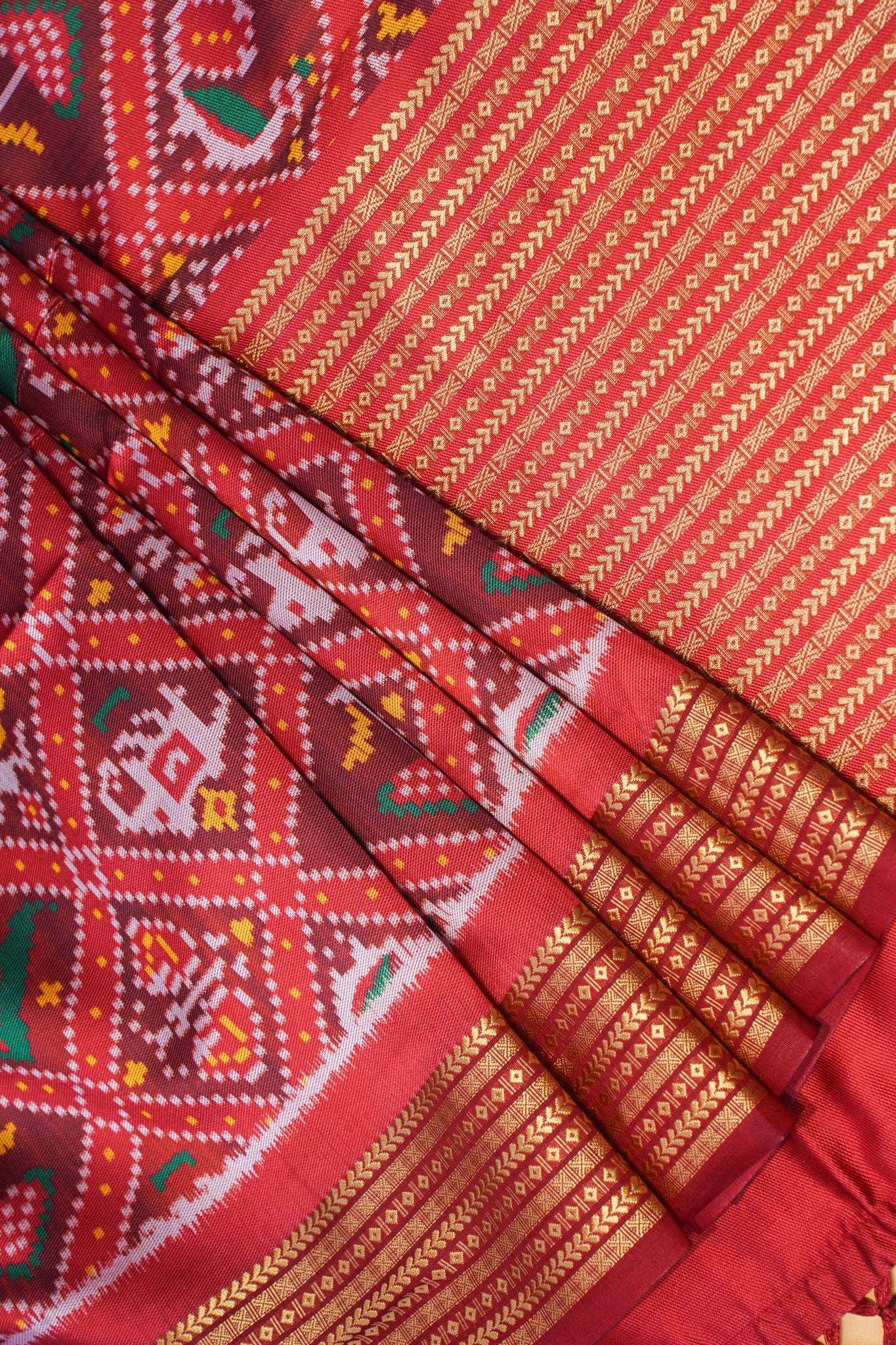 "UTSAV BANARAS 172" Banarasi Classic Red Patola Silk Saree