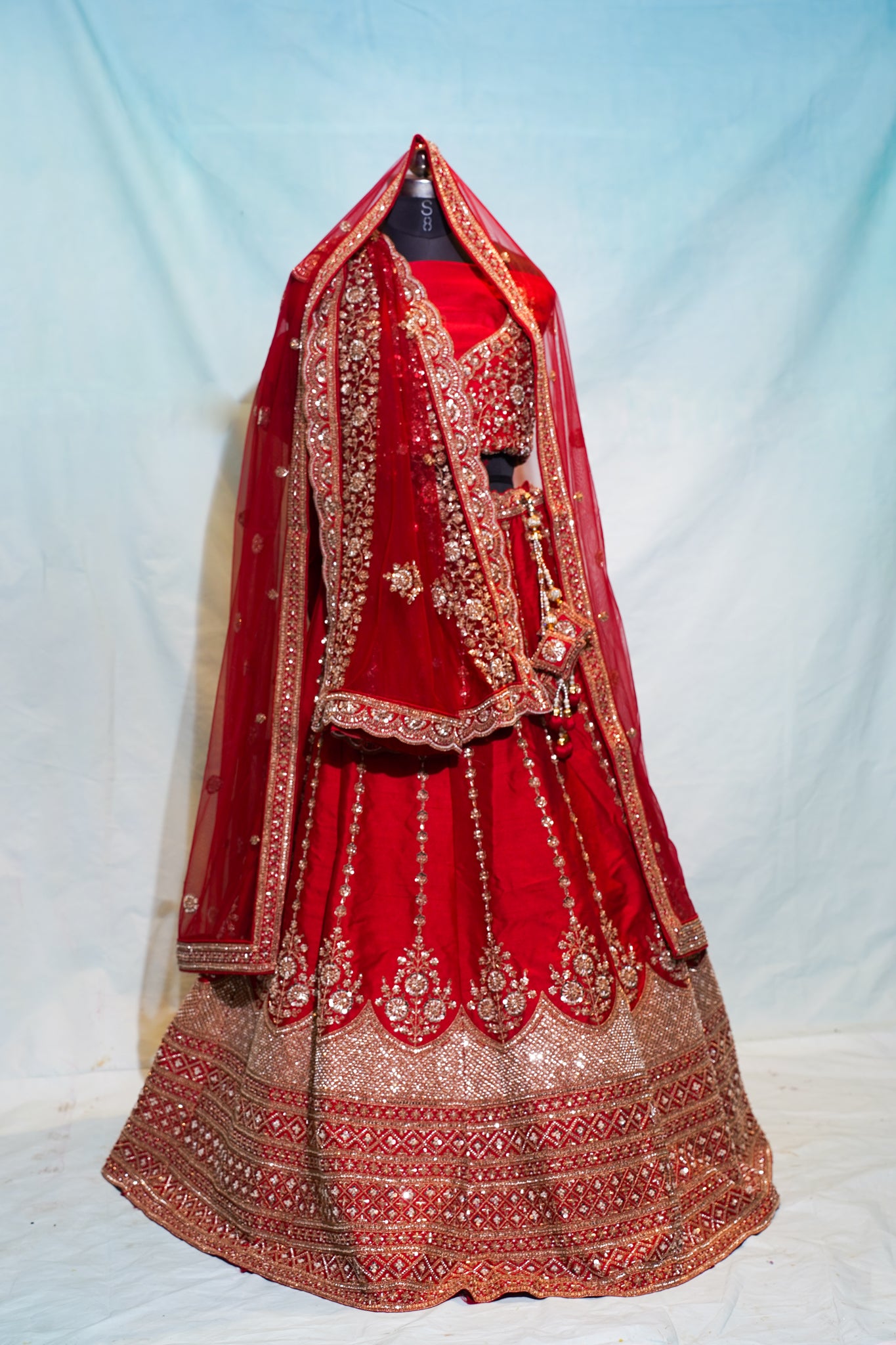 "Mansi 064" Banarasi Handwork Cut-Dana Work Silk Lehenga