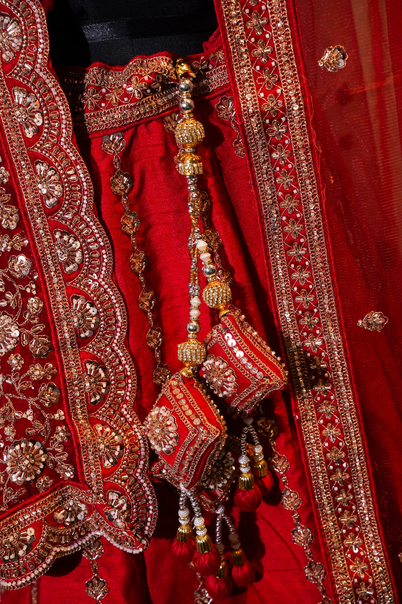 "Mansi 064" Banarasi Handwork Cut-Dana Work Silk Lehenga