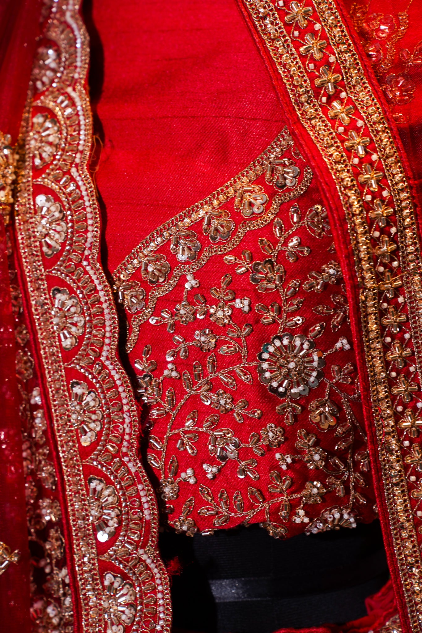 "Mansi 064" Banarasi Handwork Cut-Dana Work Silk Lehenga