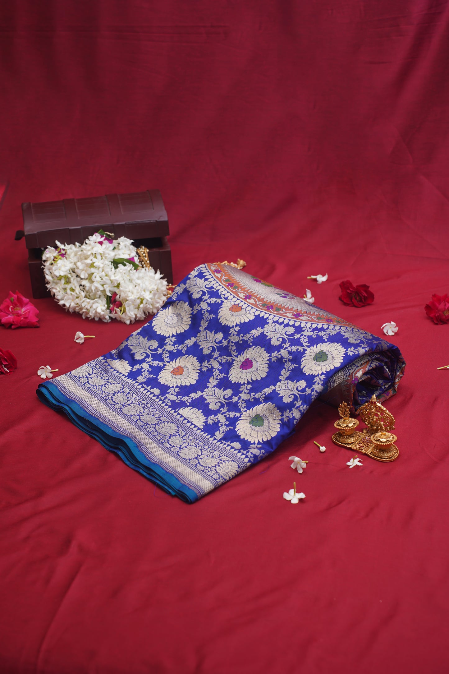 Royal Blue Pure Kadwa Jaal Banarasi Handloom Saree