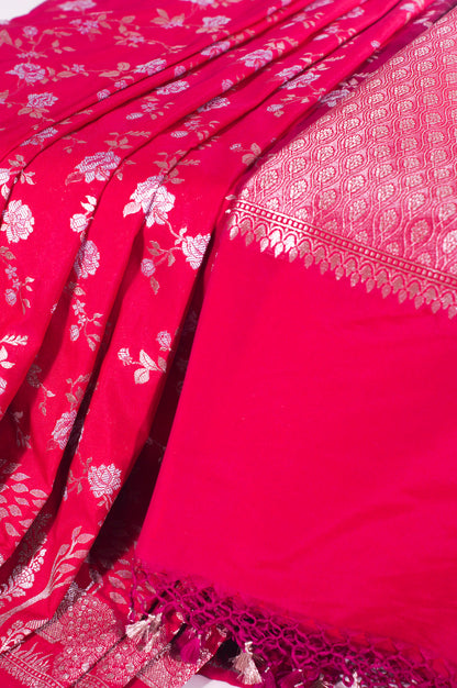 "WAAH BANARAS 116" Banarasi Rani Pink Silk Saree With Sona Rupa Jaal &amp; Peacock Border