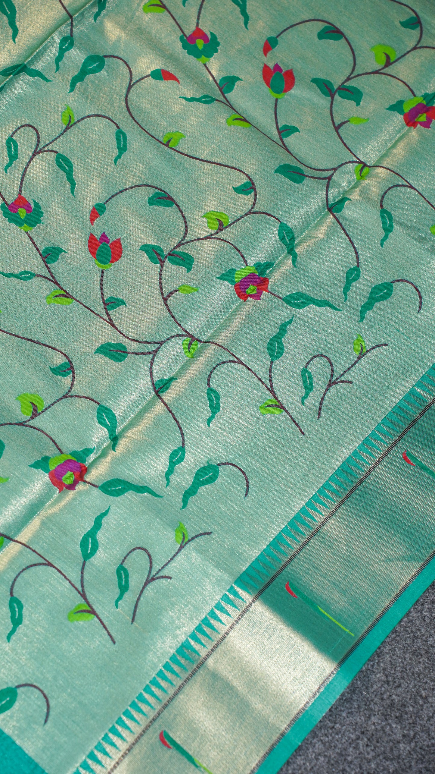 "UTSAV BANARAS 103" Banarasi Green Peacock Pethani Silk Saree