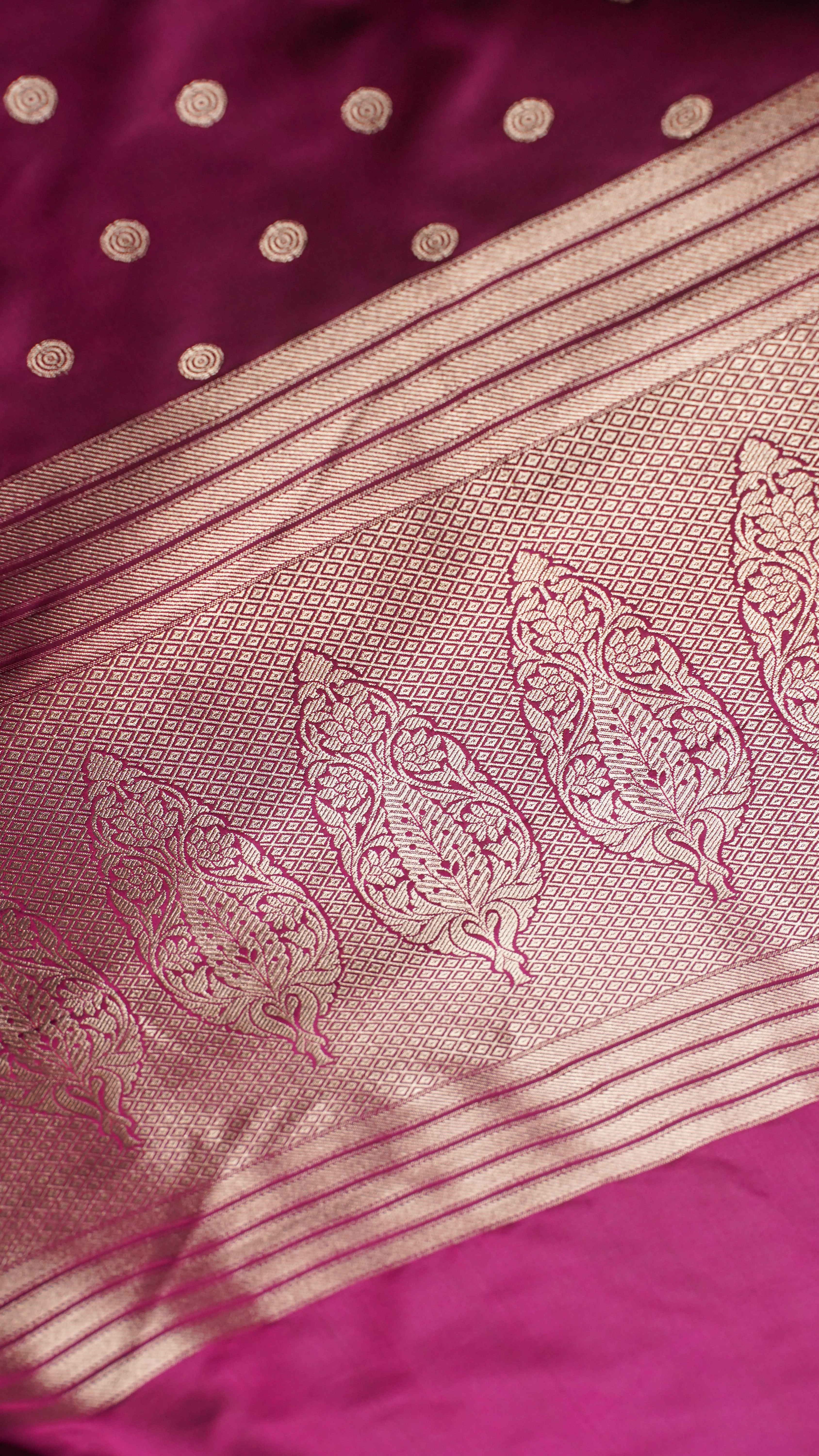 "WAAH BANARAS 055D" Banarasi Pure Mashru silk saree with Ghat Border