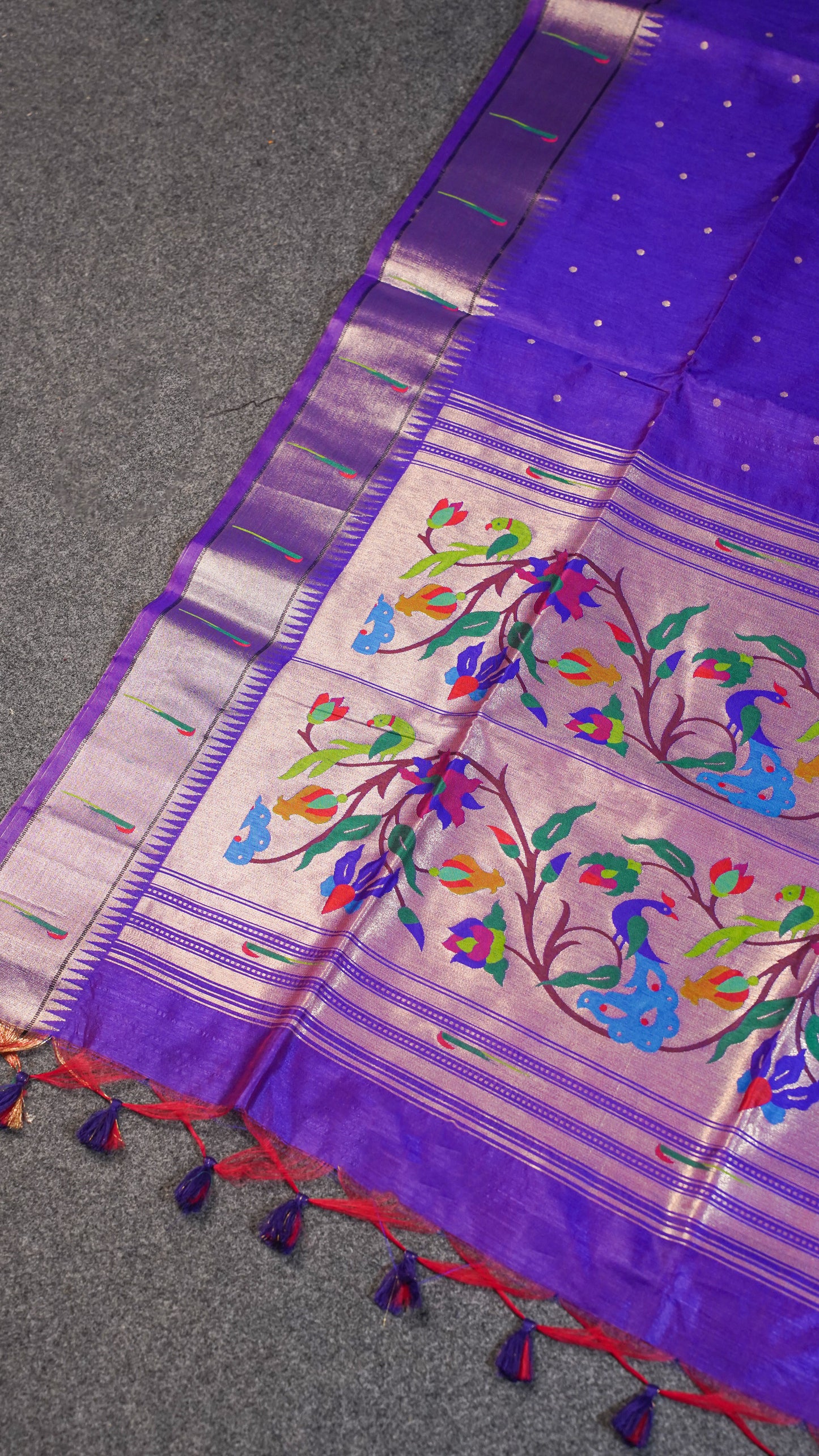 "UTSAV BANARAS 101" Banarasi Peacock Pethani Silk Saree