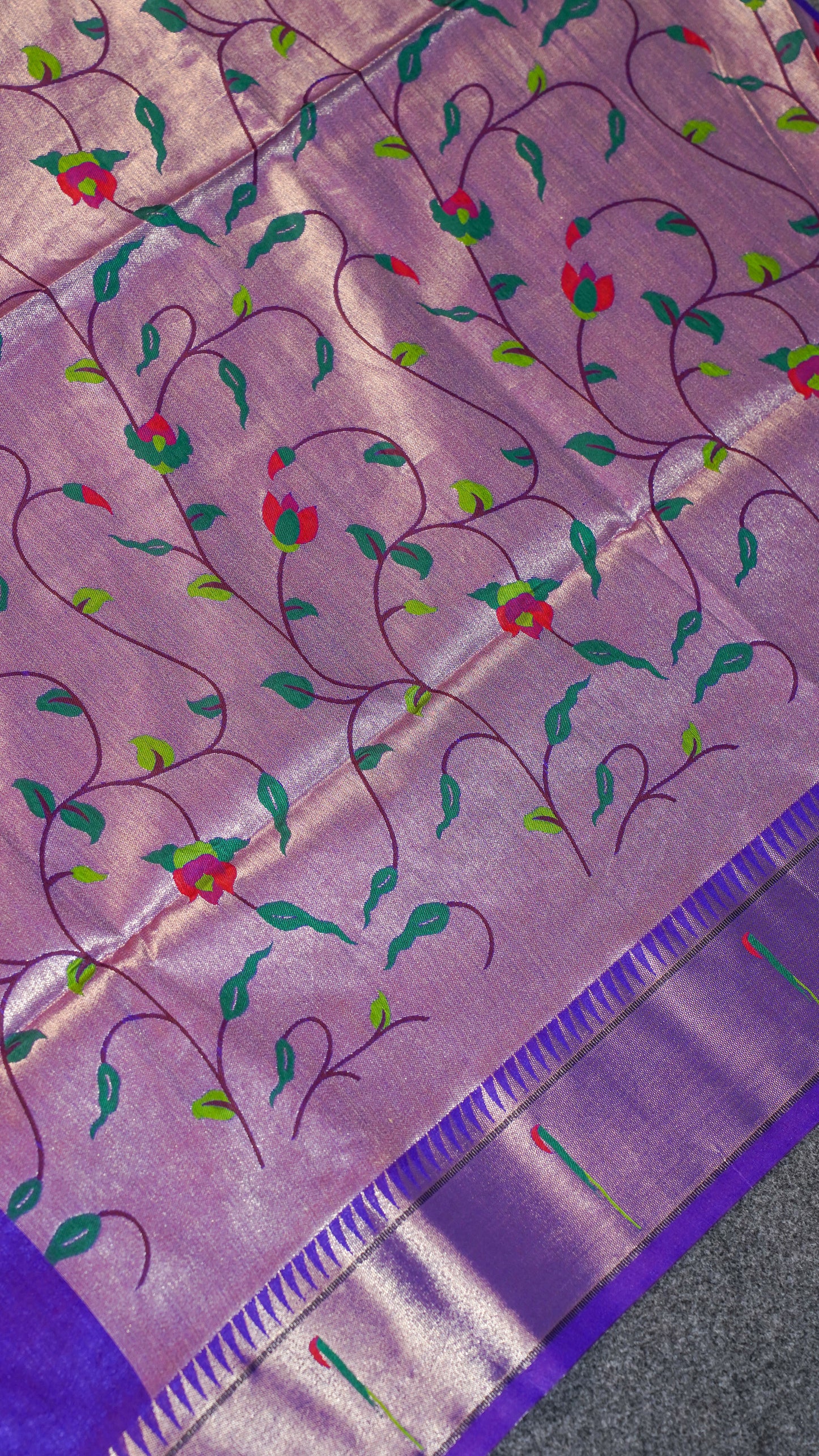 "UTSAV BANARAS 101" Banarasi Peacock Pethani Silk Saree