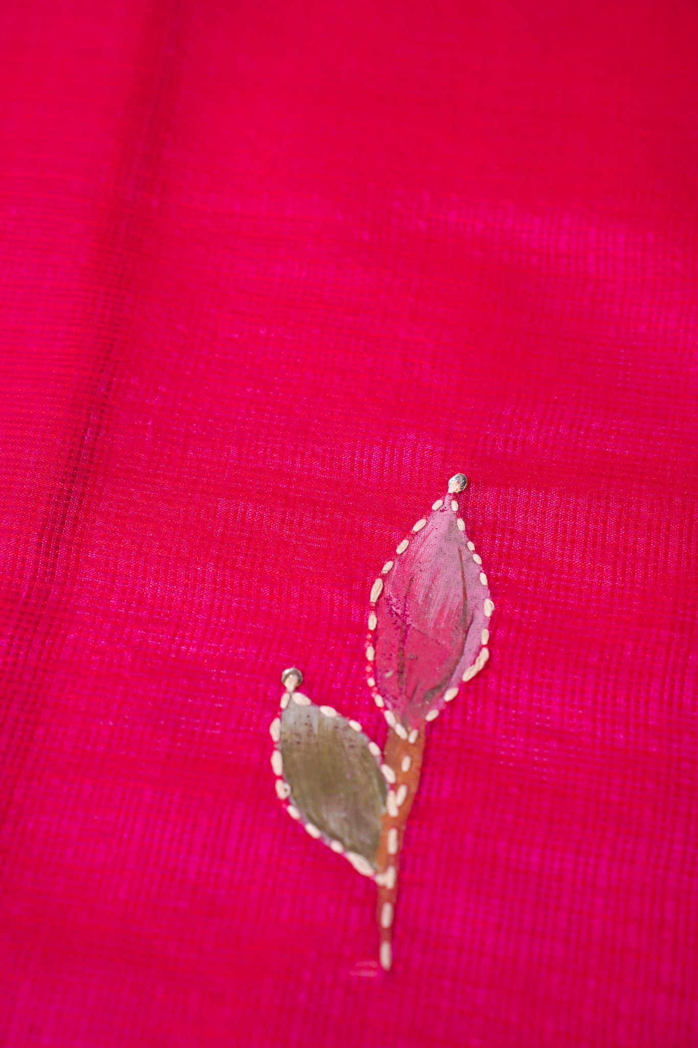 "UTSAV BANARAS 337" Banarasi Vibrant Rani Red Munga Silk Saree with Floral Applique Work