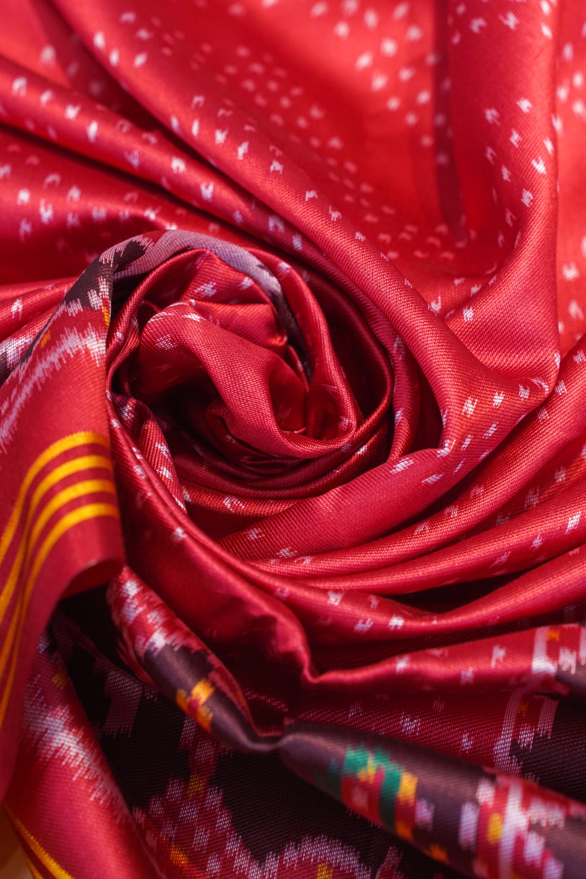 "UTSAV BANARAS 174" Banarasi Vibrant Red Patola Silk Saree