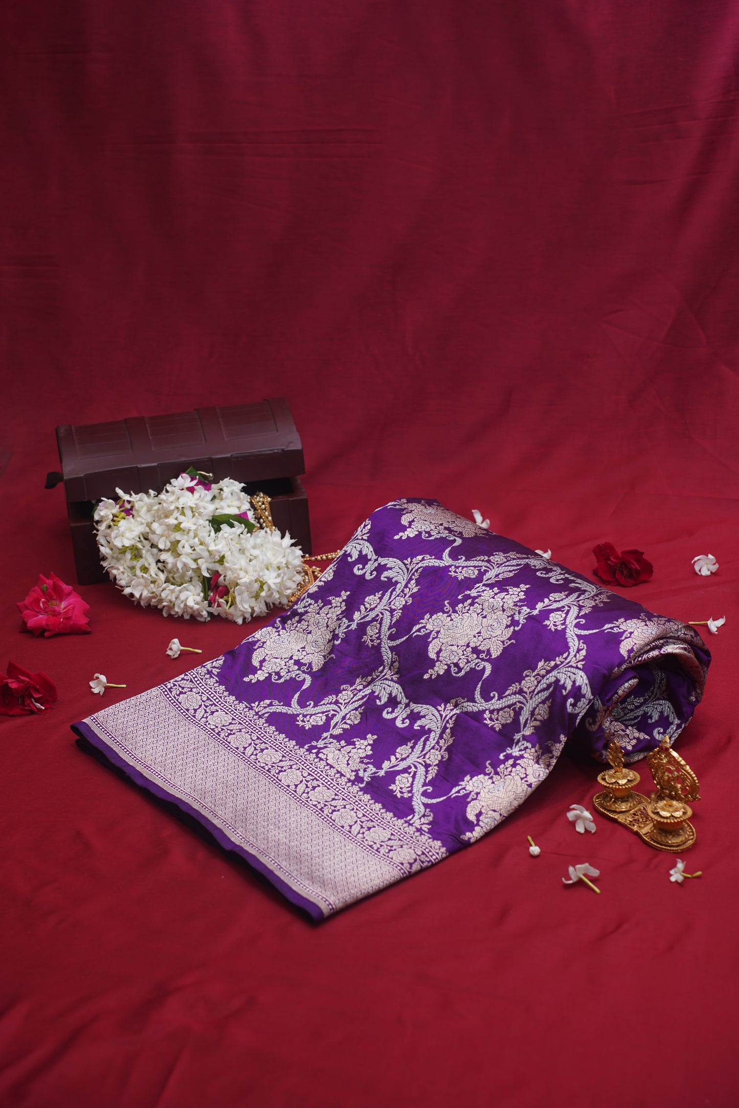 Dark Purple Pure Kadwa Jaal Banarasi Handloom Saree