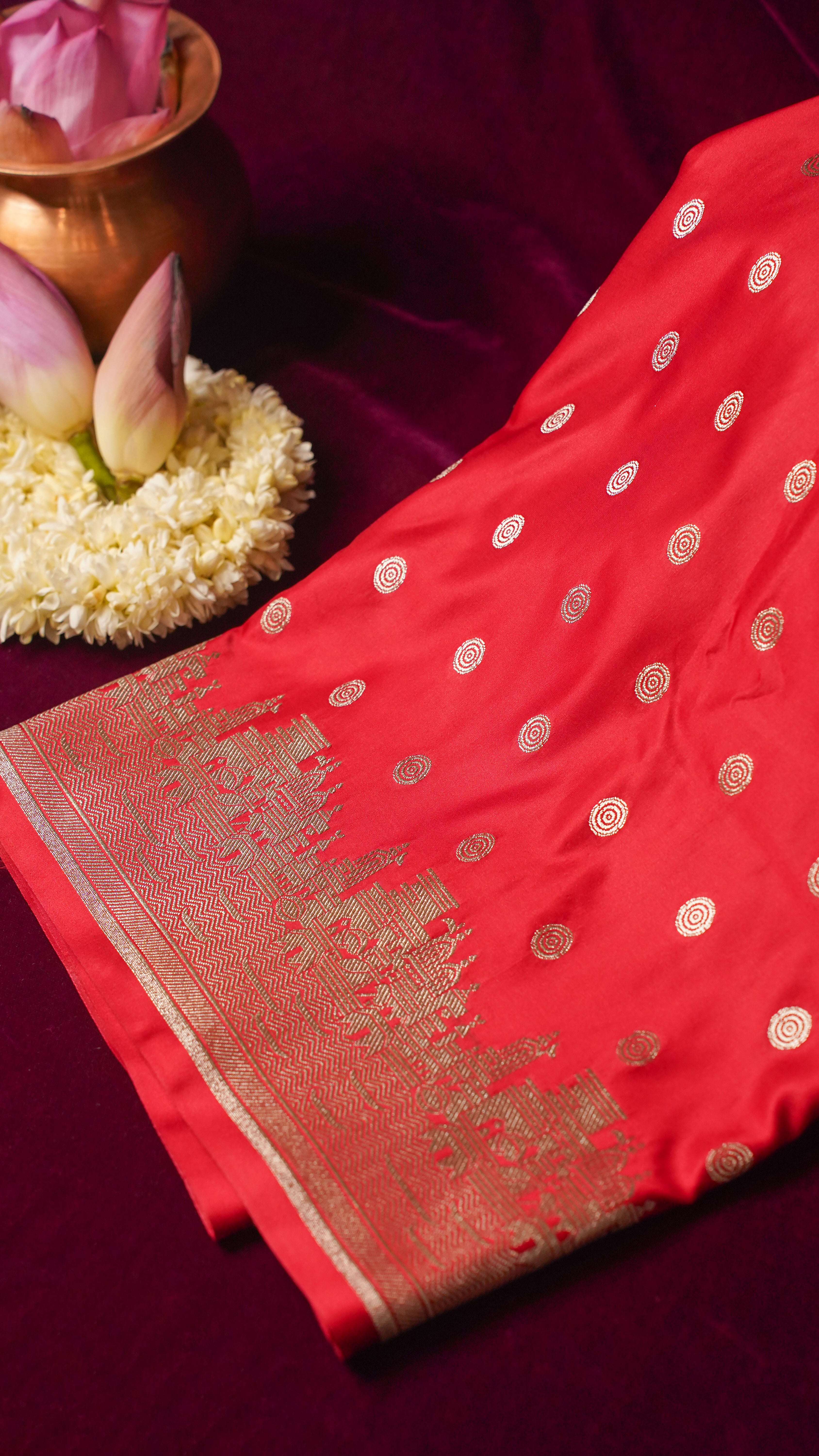 "WAAH BANARAS 055I" Banarasi Pure Mashru silk saree with Ghat Border