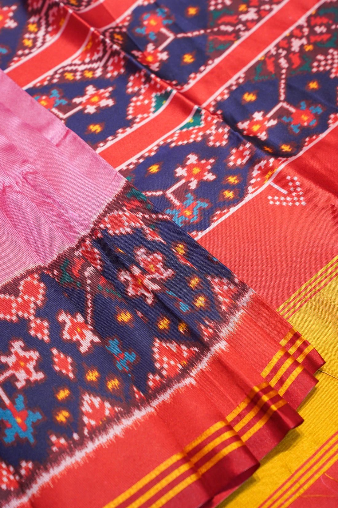 "UTSAV BANARAS 181" Banarasi Elegant Pink Ikat Patola Silk Saree