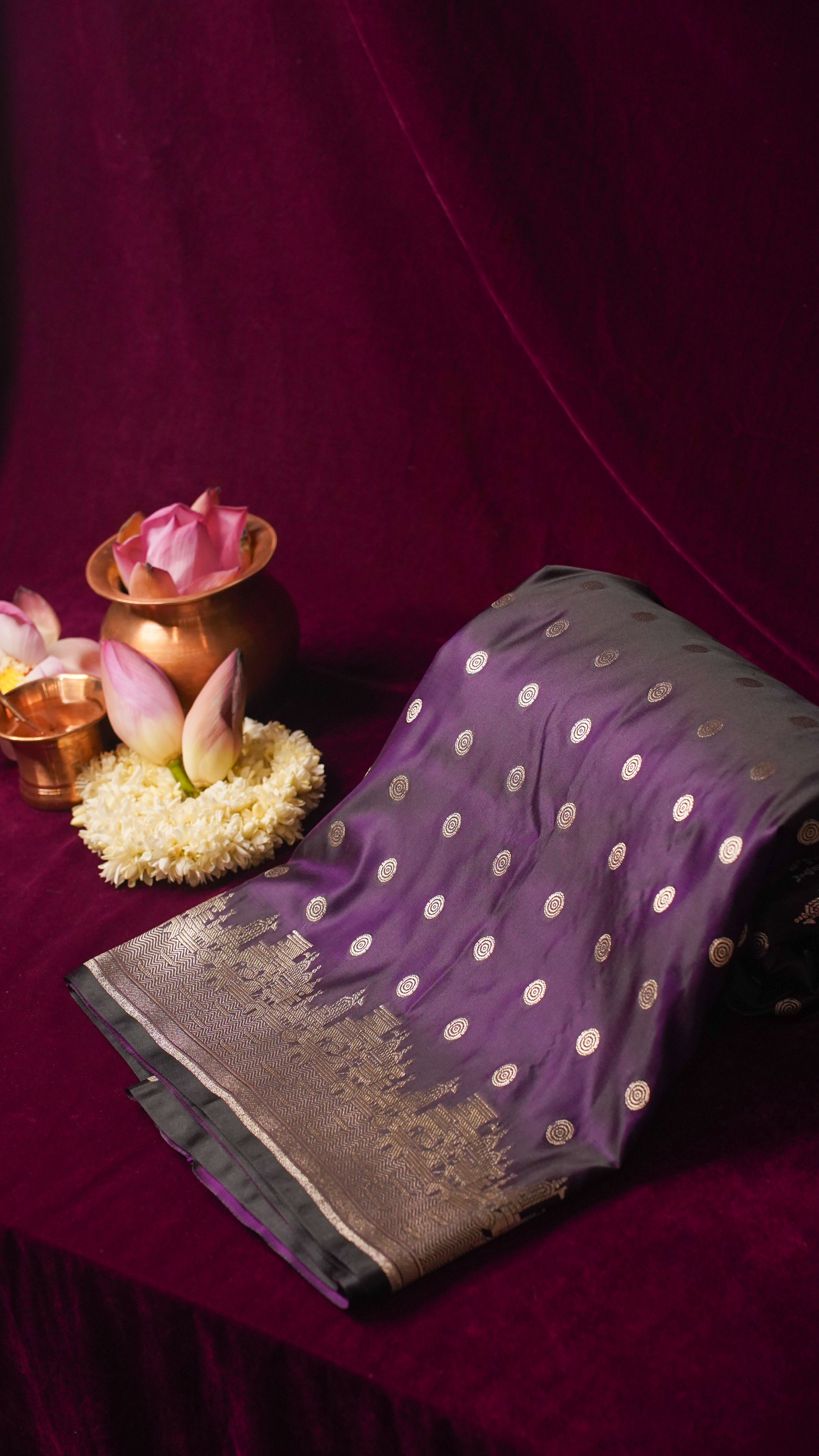 "WAAH BANARAS 055" Banarasi Pure Mashru silk saree with Ghat Border