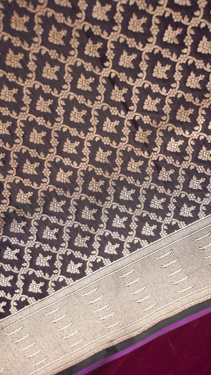 Banarasi Pure Massaru silk saree with Ghat Border