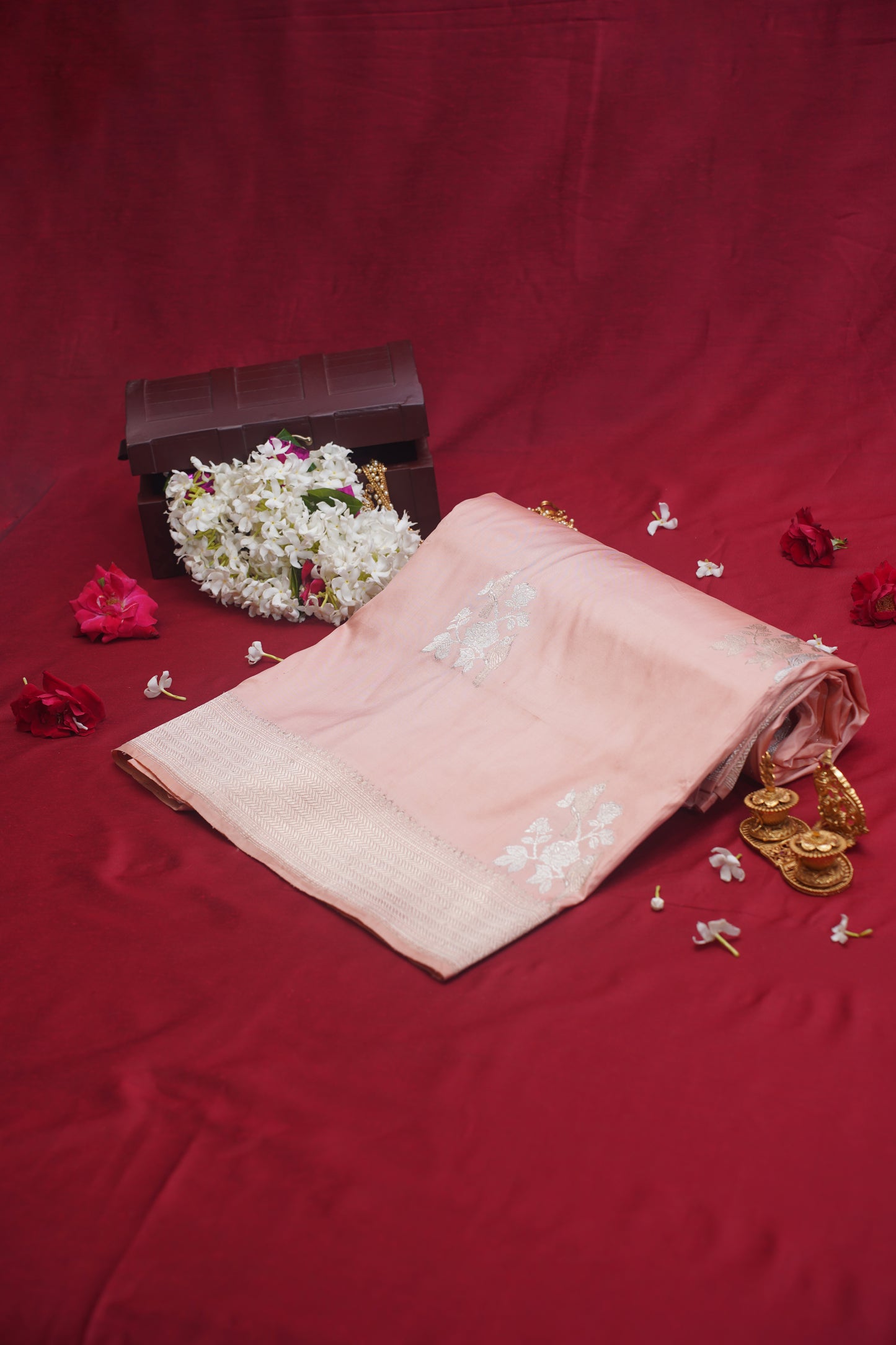 Peach Pure Kadwa Boota Banarasi Handloom Saree