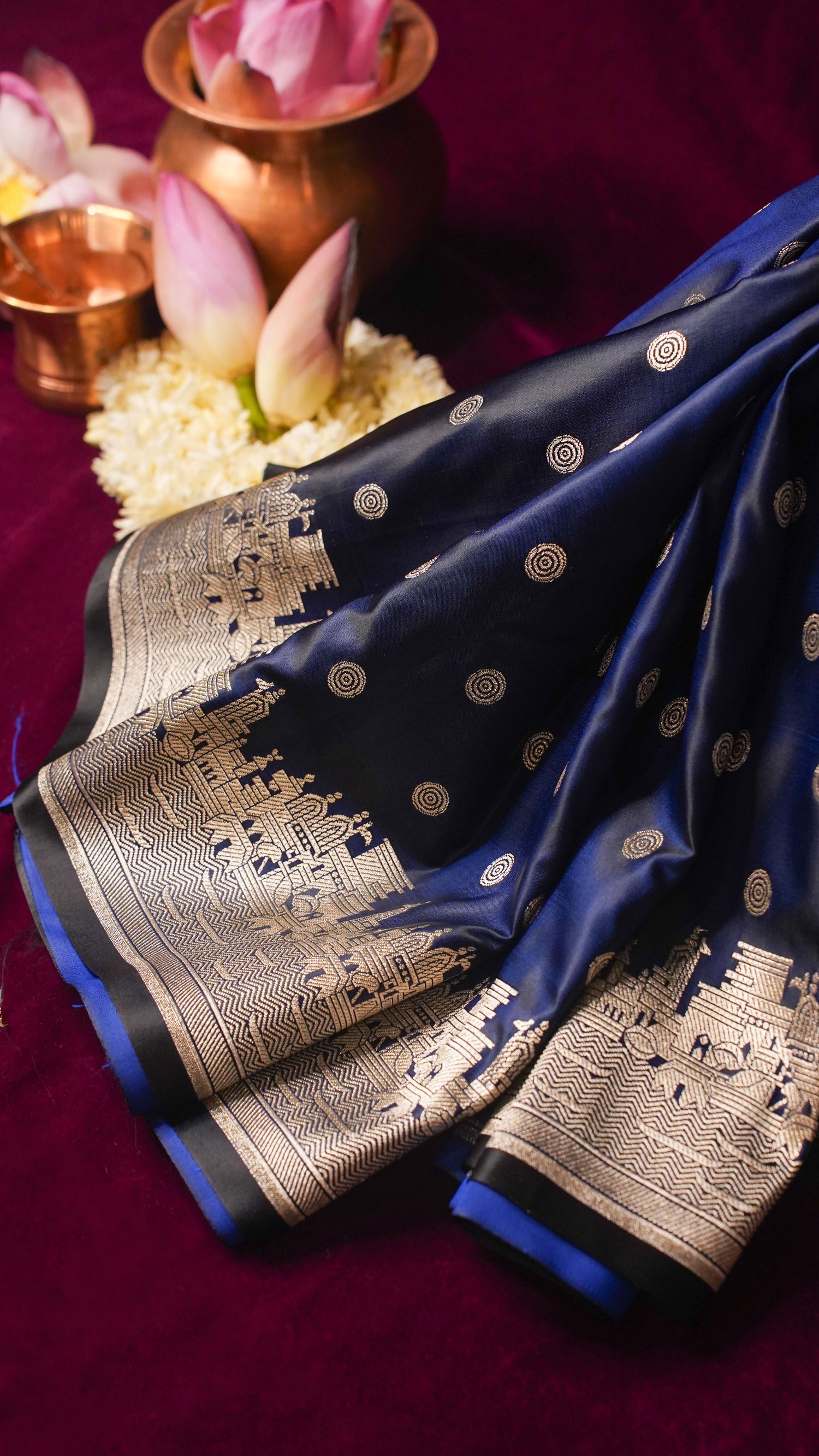 "WAAH BANARAS 055B" Banarasi Pure Mashru silk saree with Ghat Border