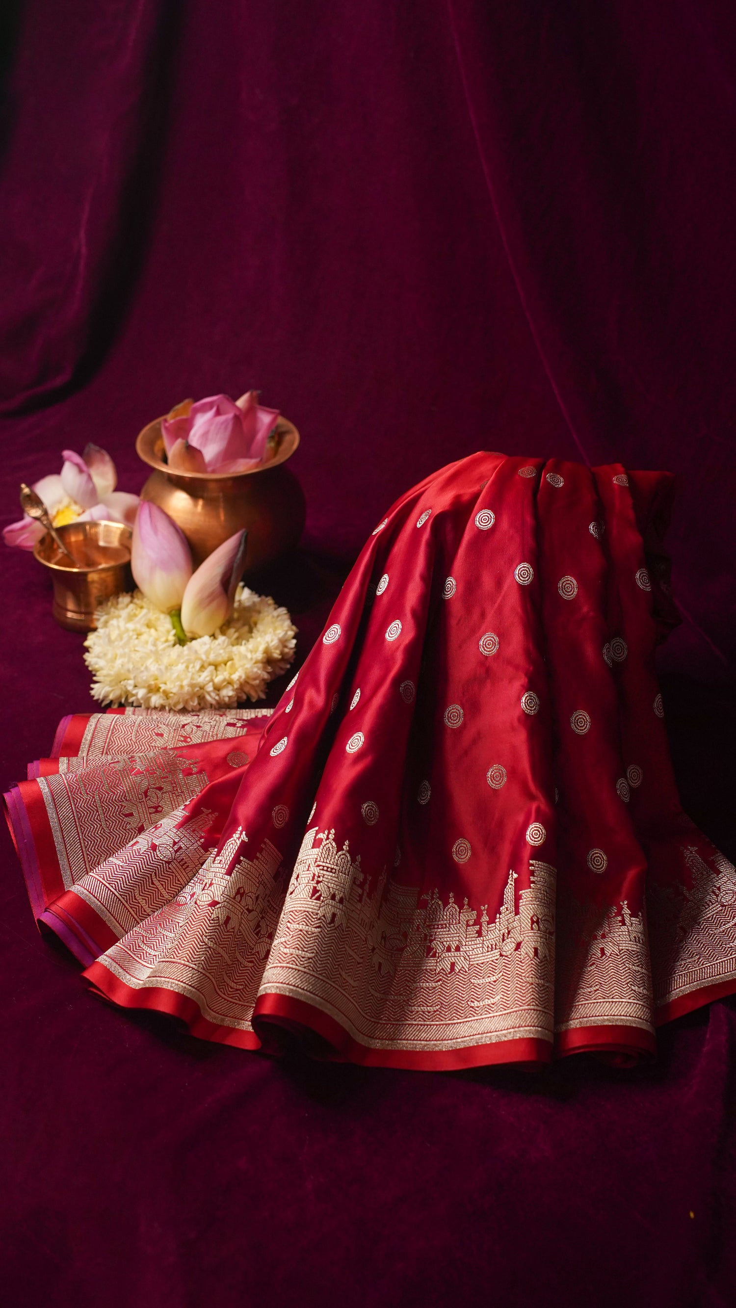 "WAAH BANARAS 055A" Banarasi Pure Massaru silk saree with Ghat Border