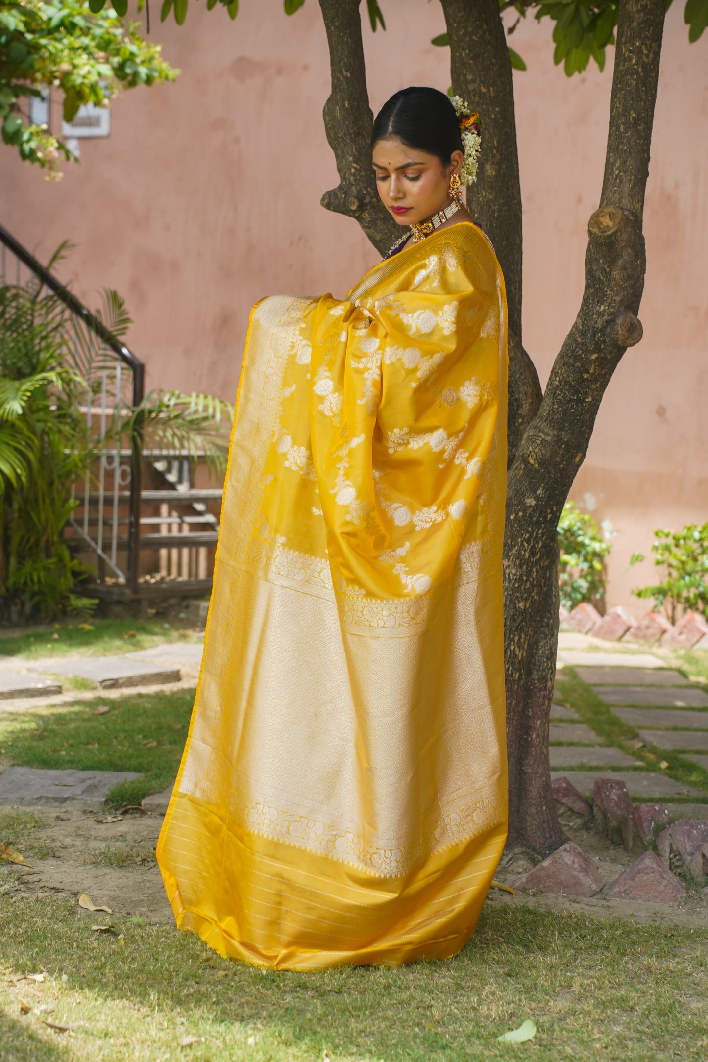 Mustard Pure Tissue Silk Banarasi Handwoven Saree