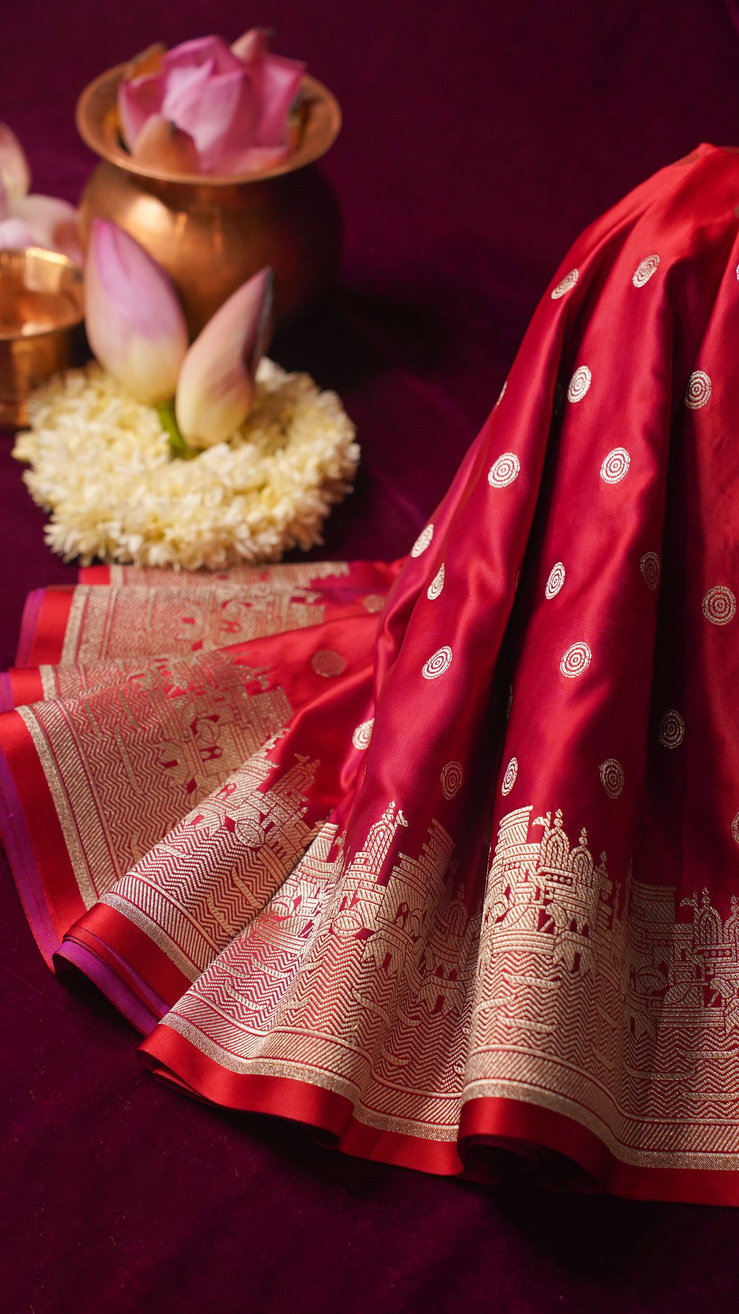 "WAAH BANARAS 055A" Banarasi Pure Massaru silk saree with Ghat Border