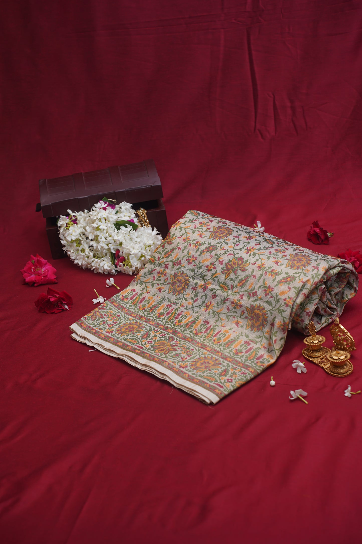 Metallic Pure Kadwa Jamdani Banarasi Handloom Saree