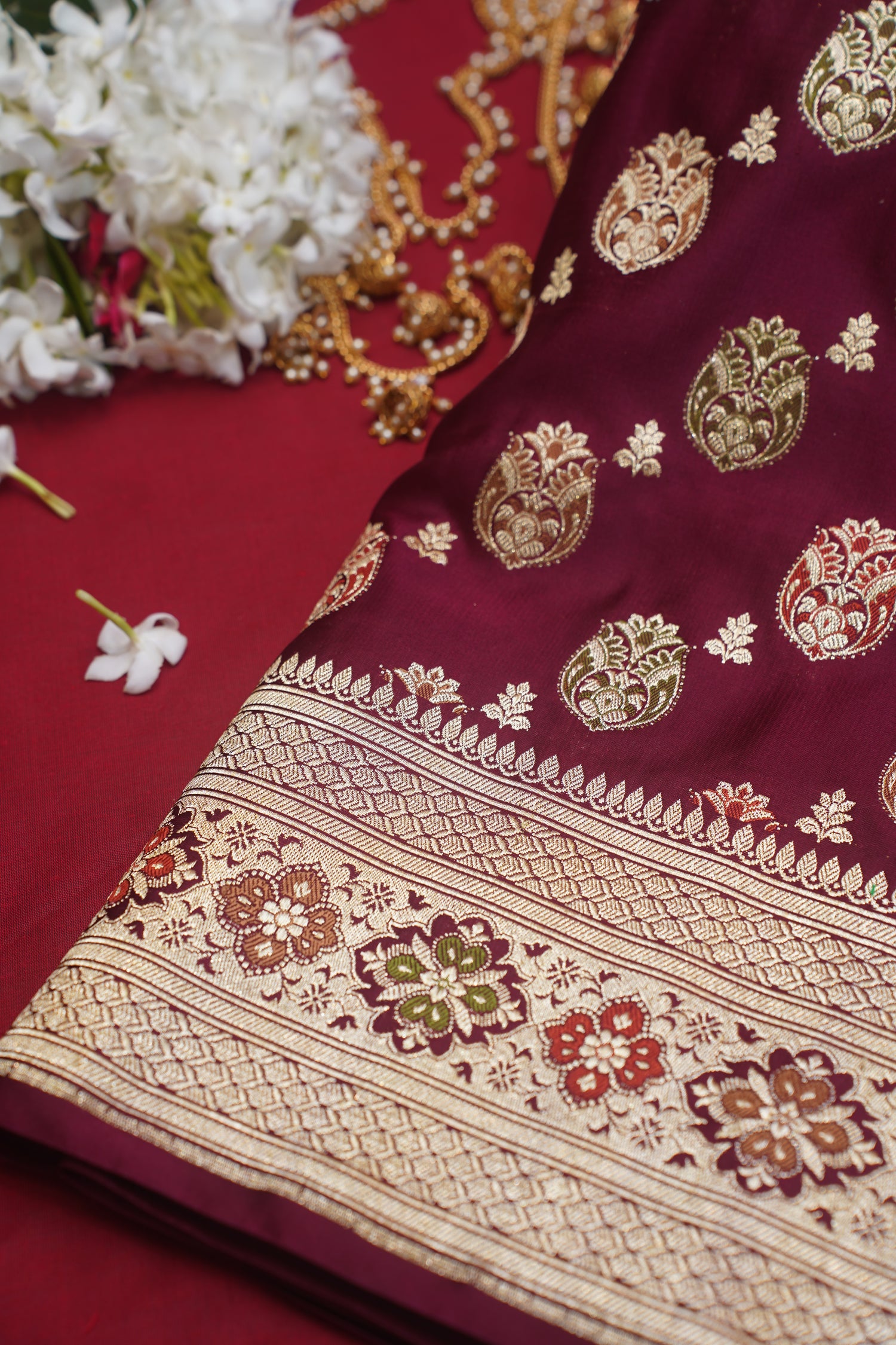 "VIRASAT 106" Maroon Pure Kadwa Banarasi Handloom Wedding Saree