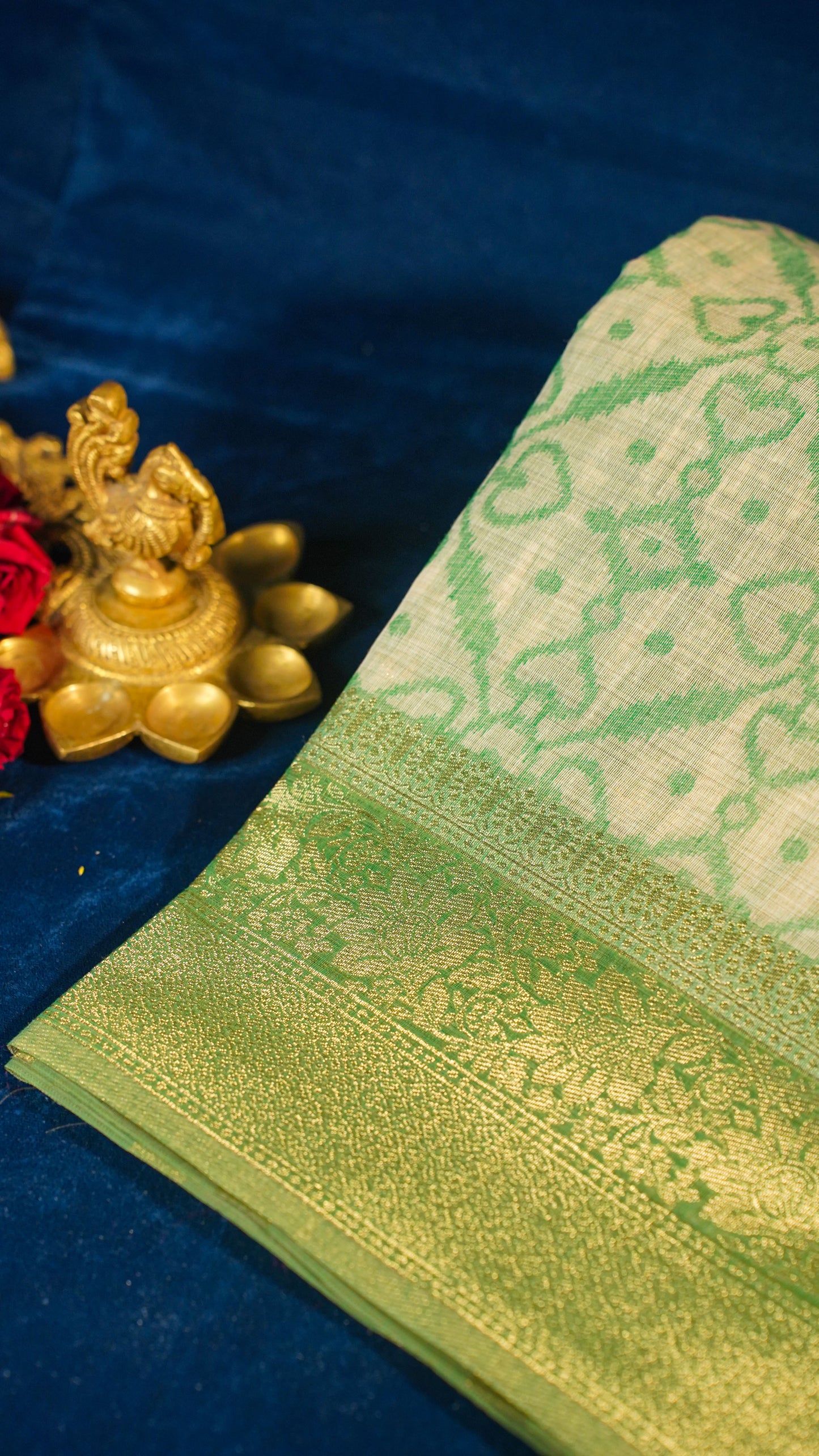 "UTSAV BANARAS 134" Banarasi Green Jamdani Cotton Silk Saree