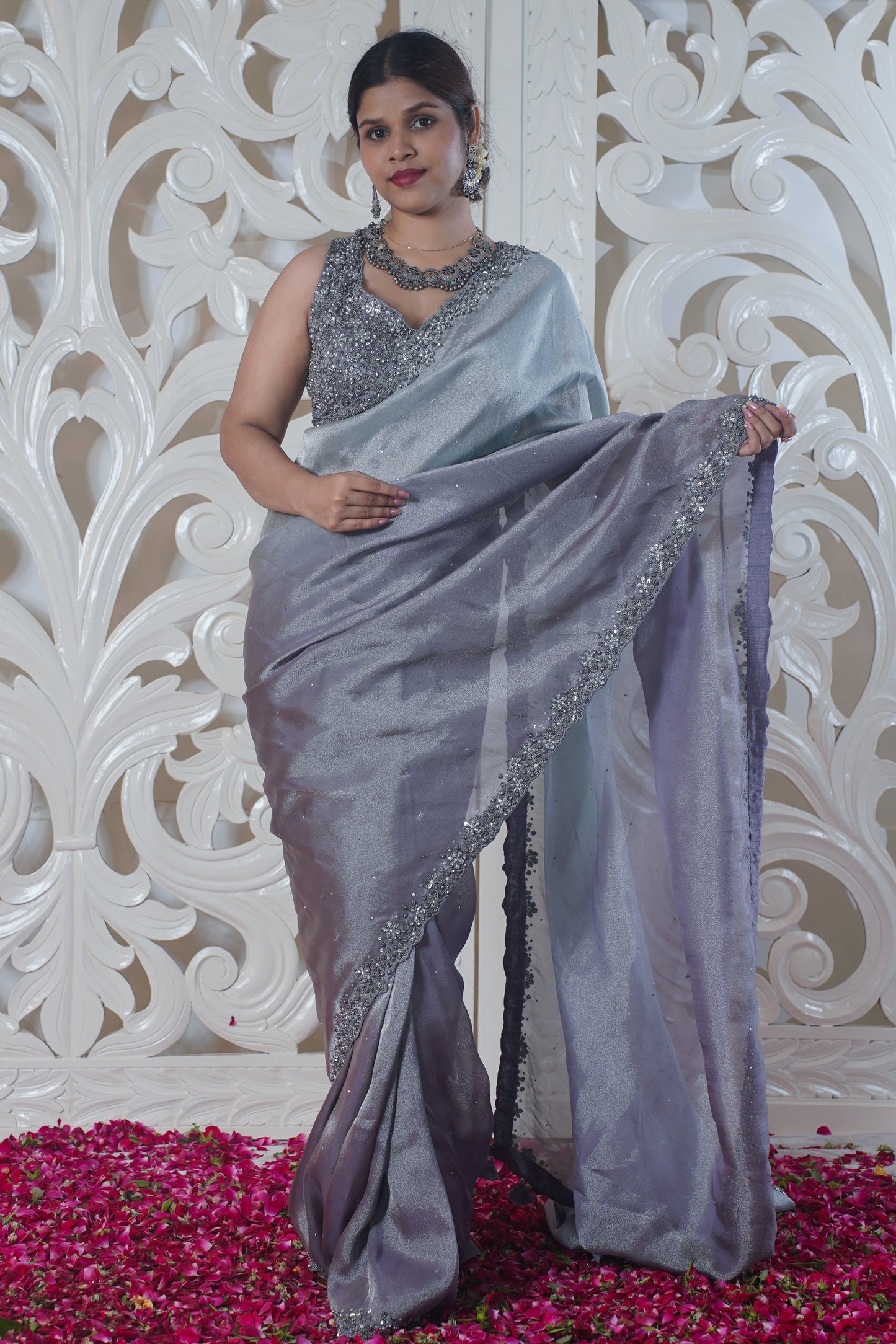 Pure tissue silk saree(Embroidery work on border)