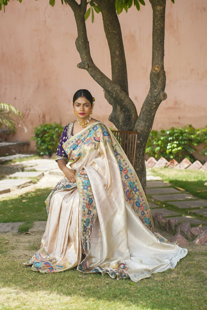 Off White Pure Kanjivaram Silk Handwoven Saree