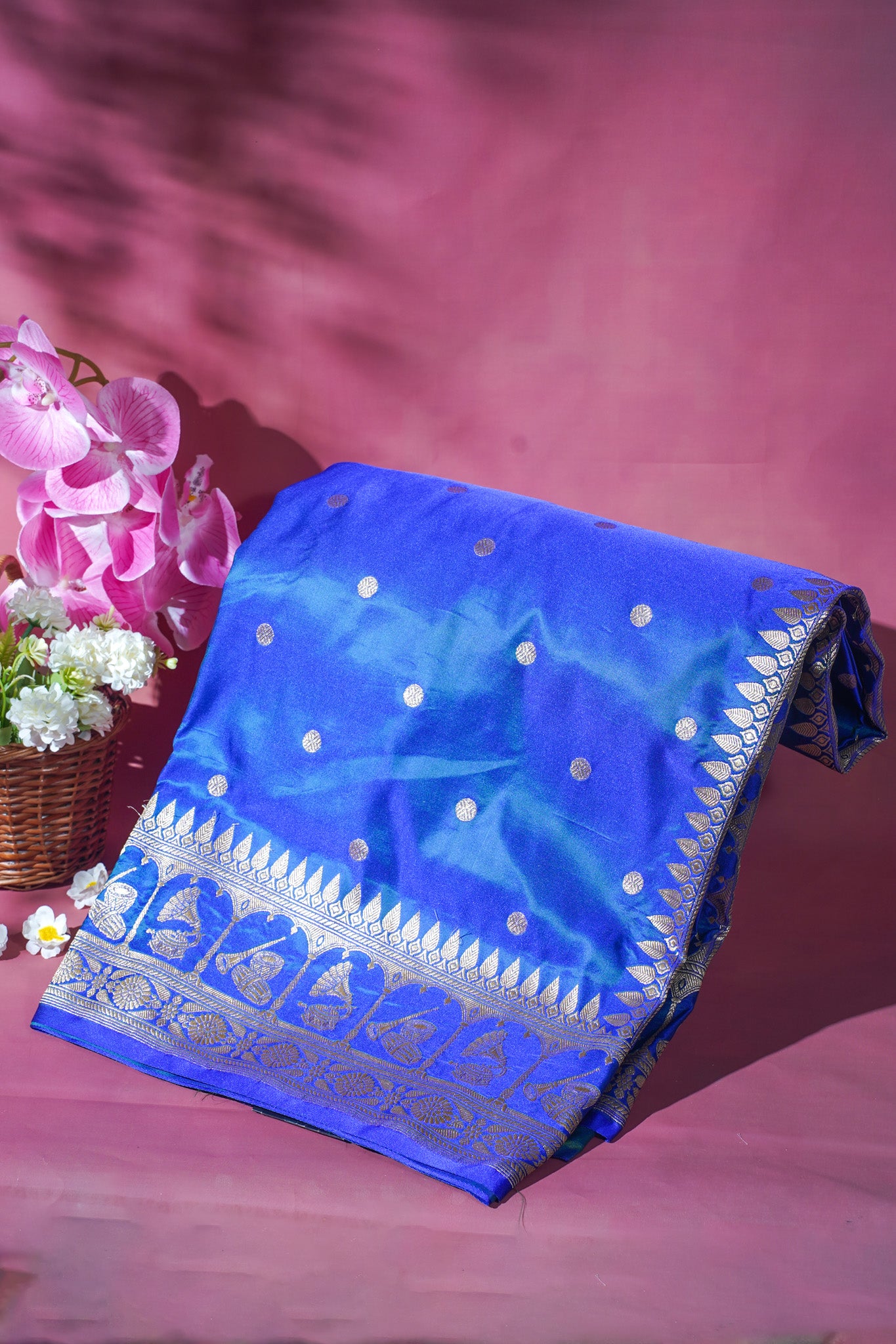 "WAAH BANARAS 095" Banarasi Elegance Satin Silk Saree