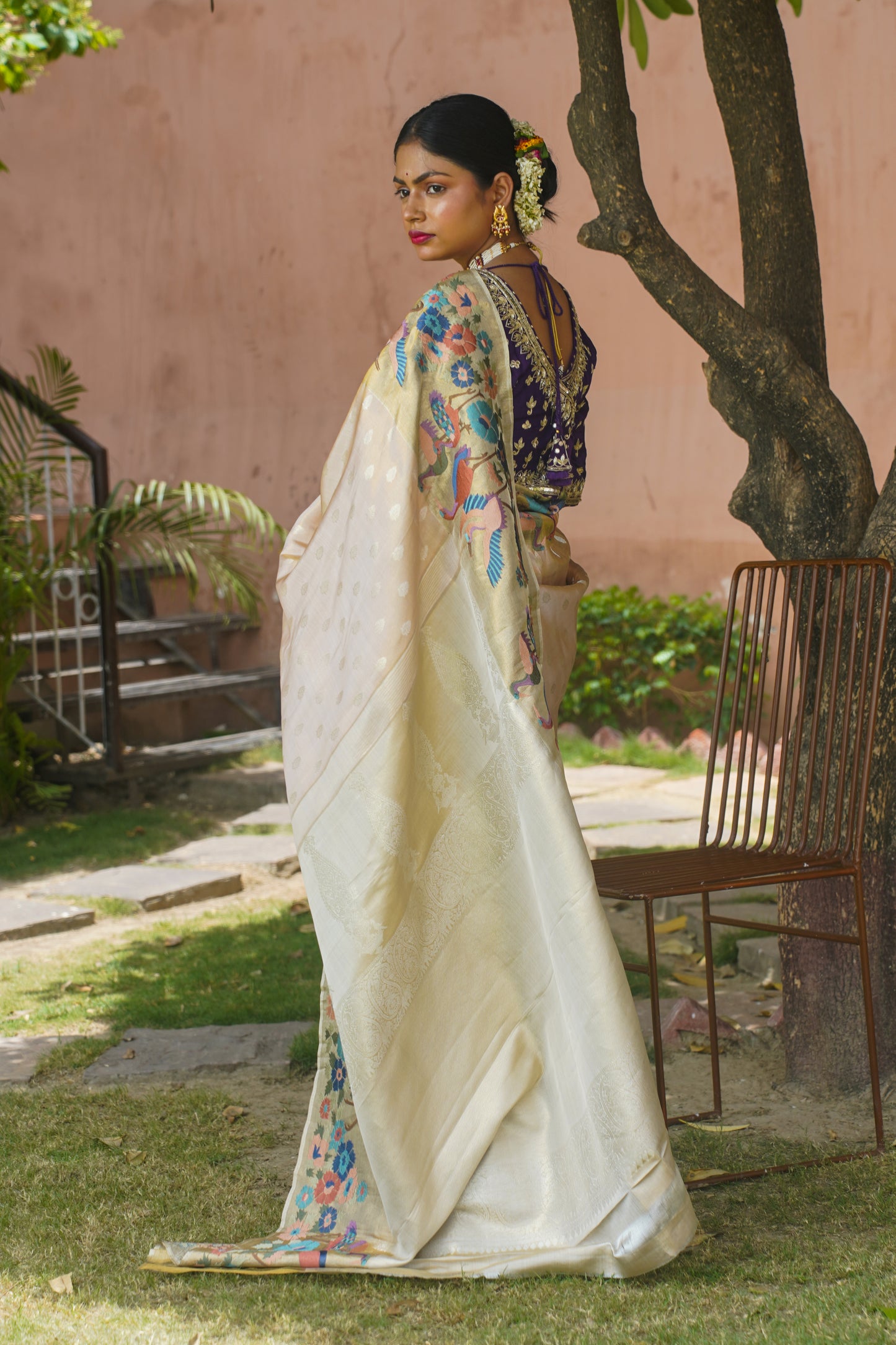 Off White Pure Kanjivaram Silk Handwoven Saree