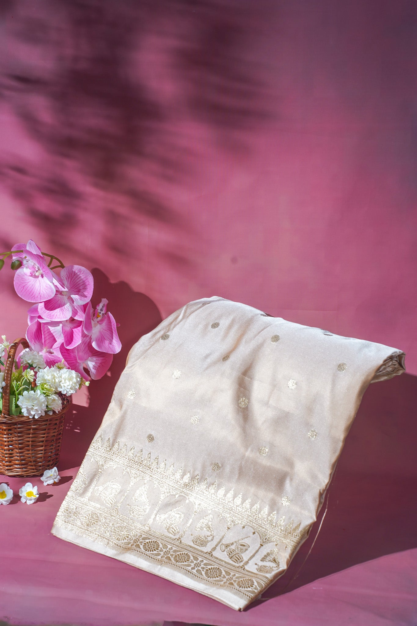 "Waah Banaras 095" Banarasi Elegance Satin Silk Saree