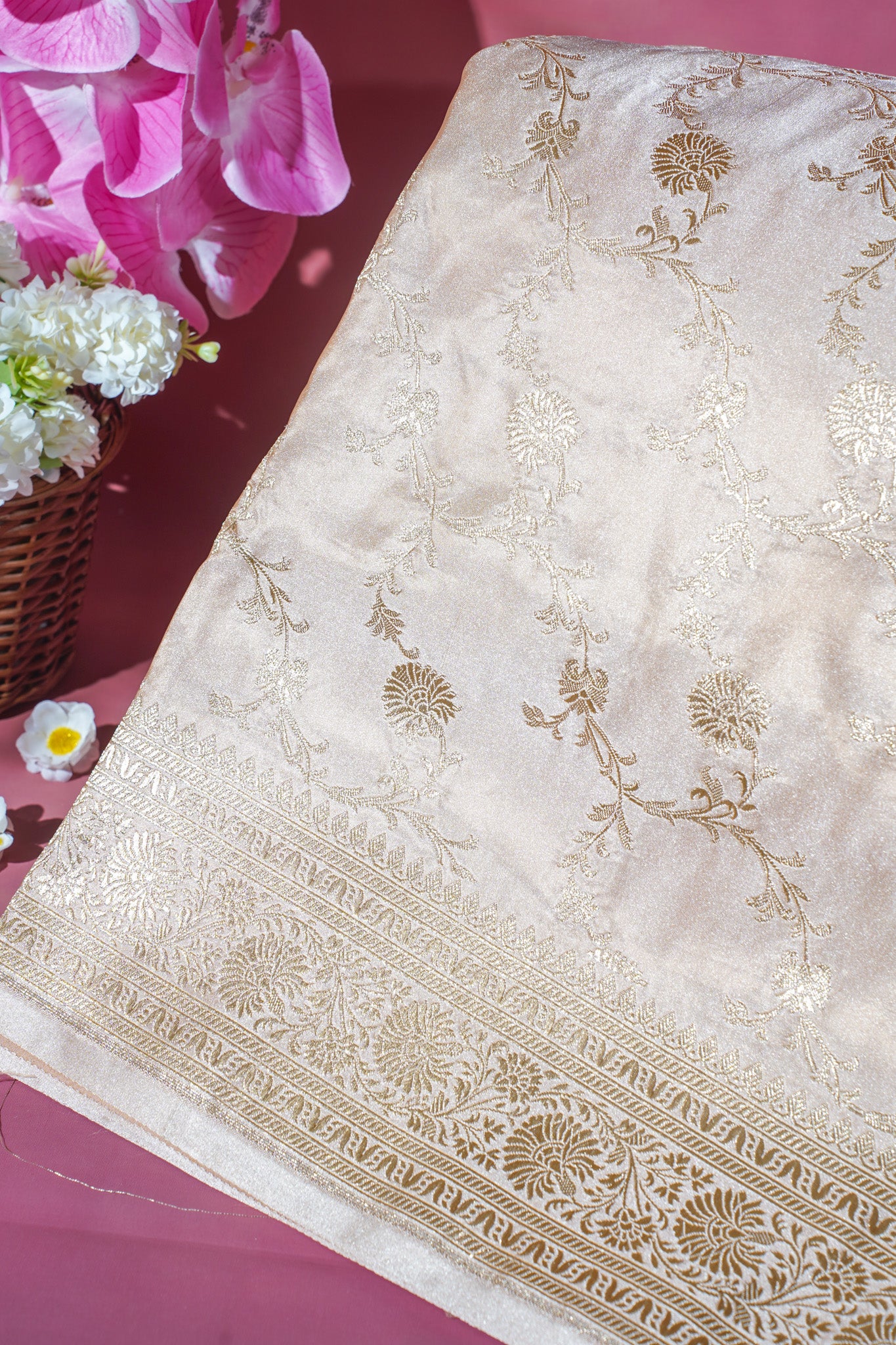 "Waah Banaras 094" Banarasi Elegance Satin Silk Saree