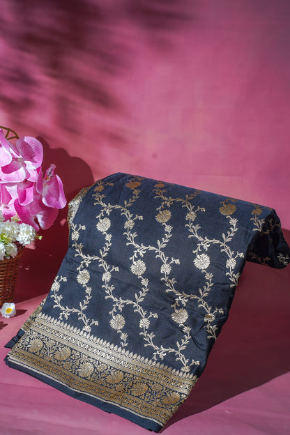 "Waah Banaras 094" Banarasi Elegance Satin Silk Saree