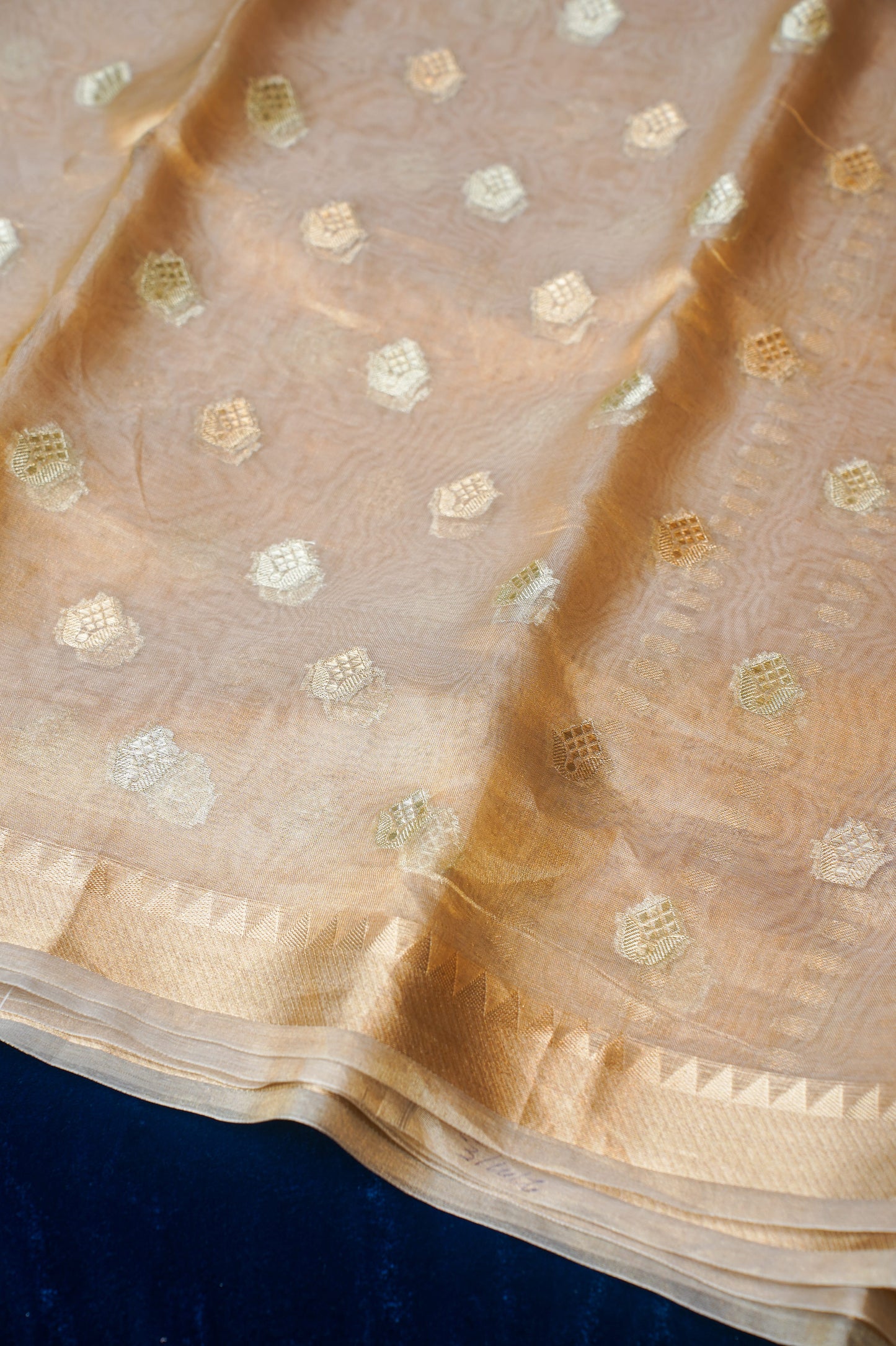 Golden Pure Tissue Silk Banarasi Handloom Saree