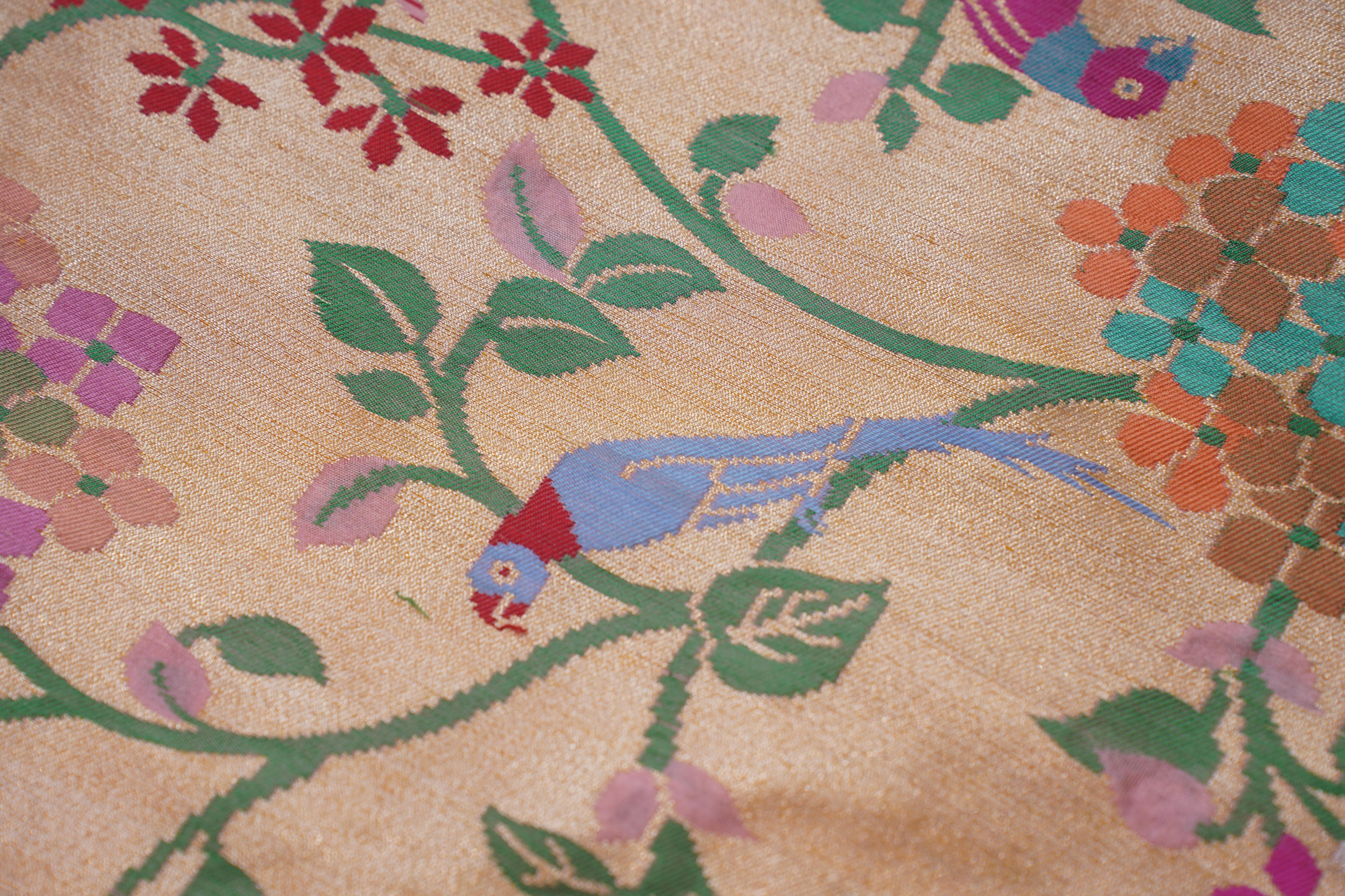"VIRASAT 001" Peach Pure Kadwa Paithani Banarasi Handloom Saree