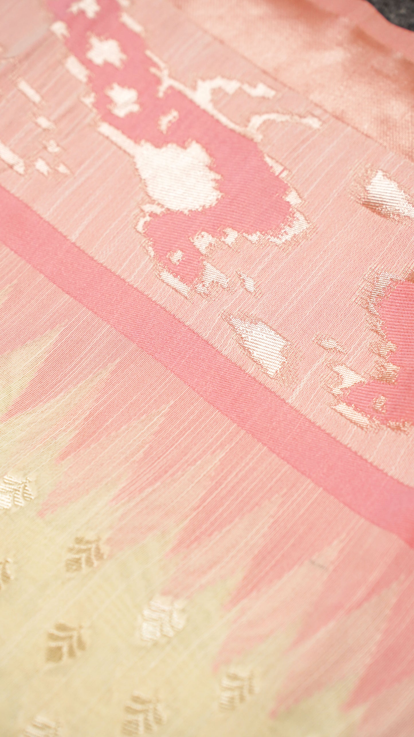 "UTSAV BANARAS 136" Banarasi Off White Jamdani Cotton Silk Saree