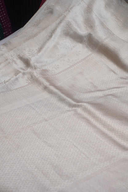 Milky White Pure Banarasi Handloom Saree