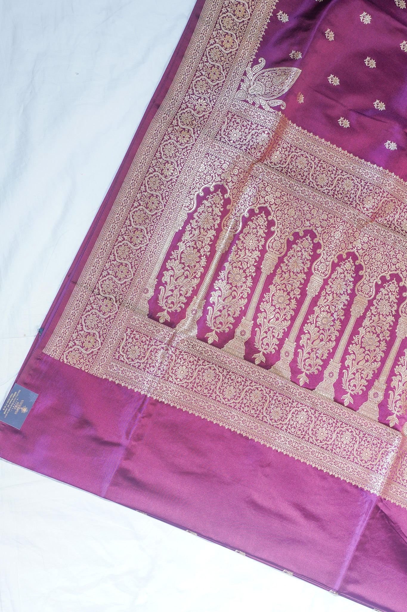 "Waah Banaras 091" Banarasi Elegance Satin Silk Saree