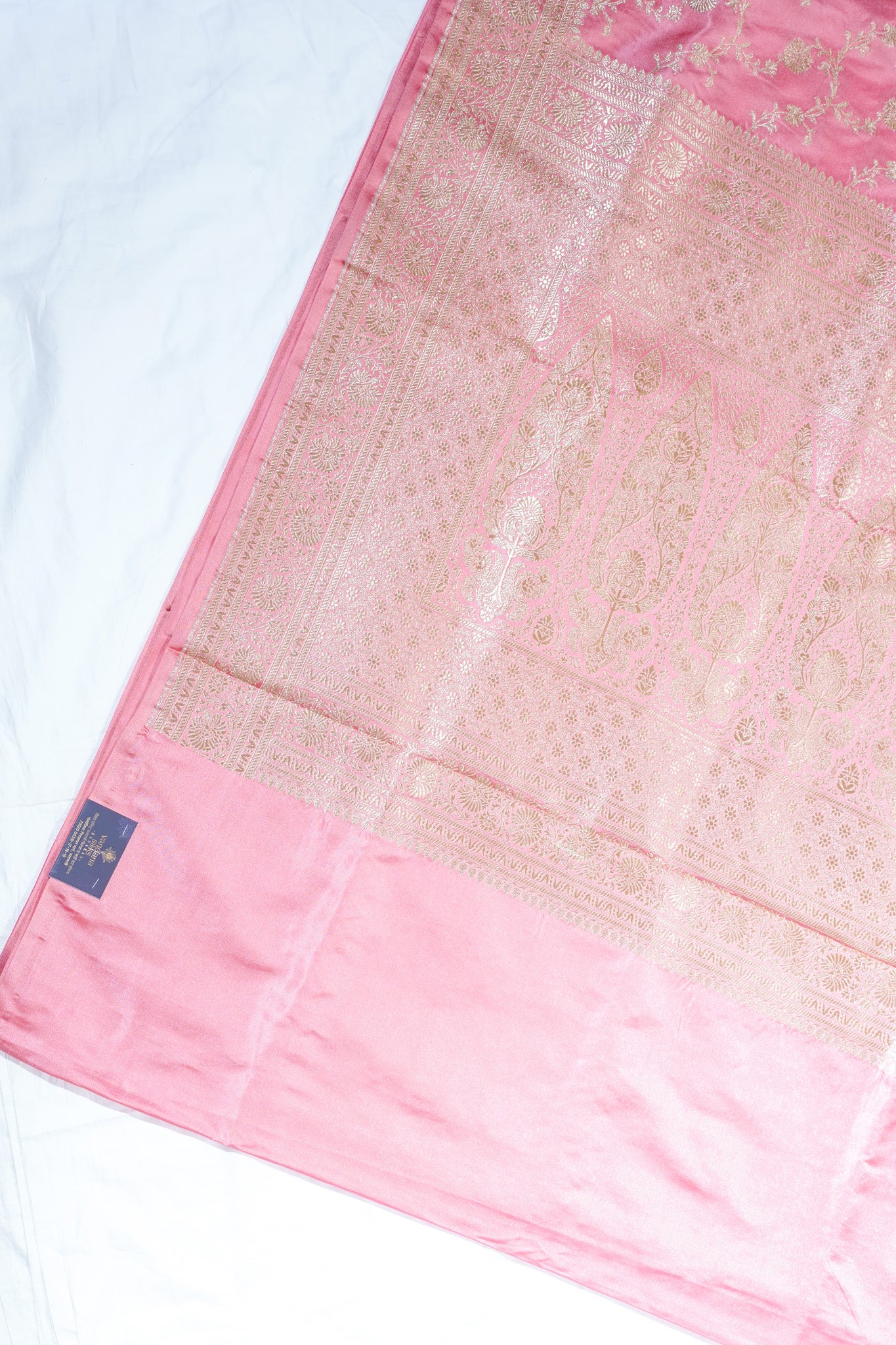 "Waah Banaras 094" Banarasi Elegance Satin Silk Saree