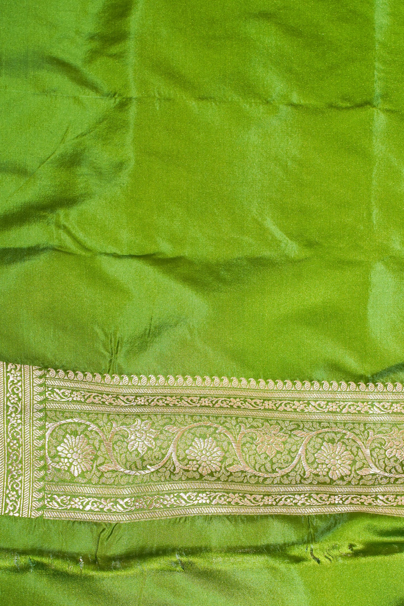 "Waah Banaras 093" Banarasi Elegance Satin Silk Saree