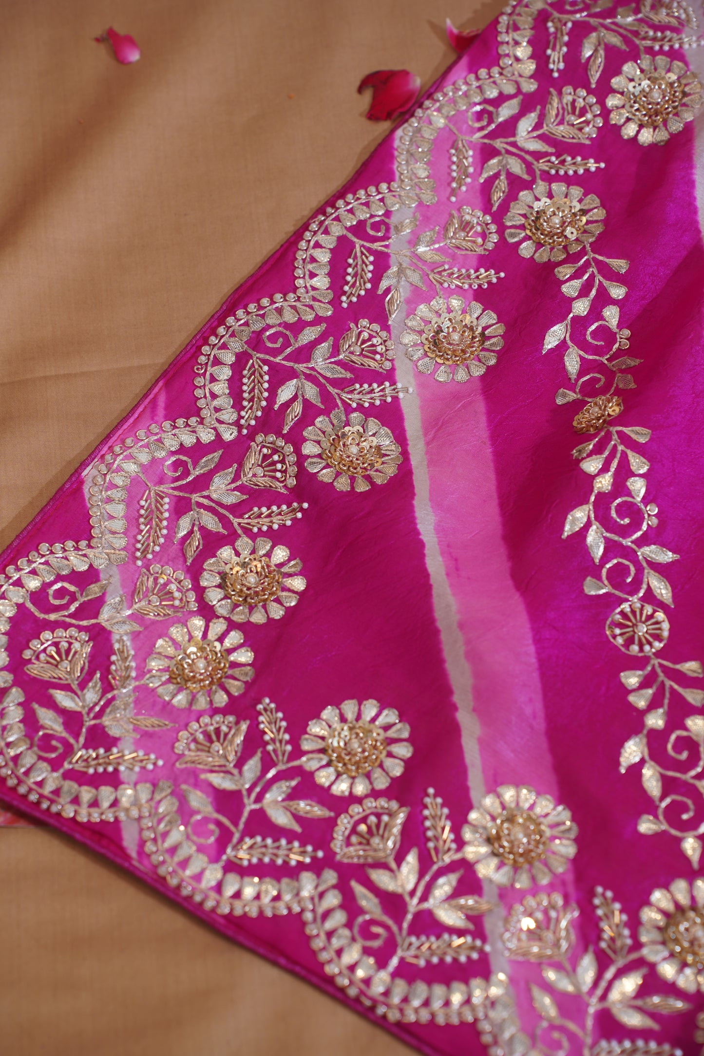 Dark Pink Pure Leheriya Bandhani Banarasi Handloom Saree With Danka Work