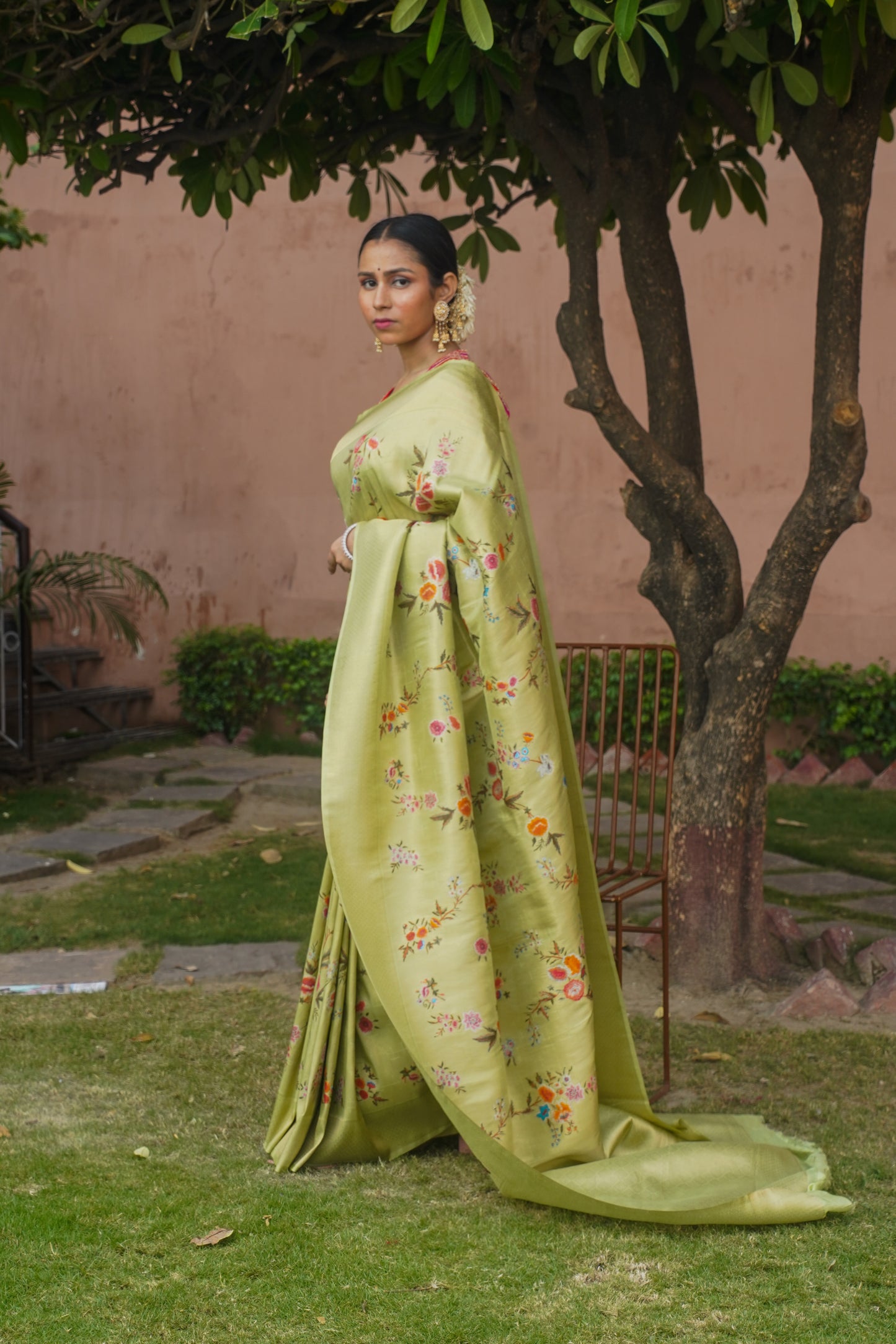 Pista Green Pure Soft Silk Banarasi Handwoven Saree