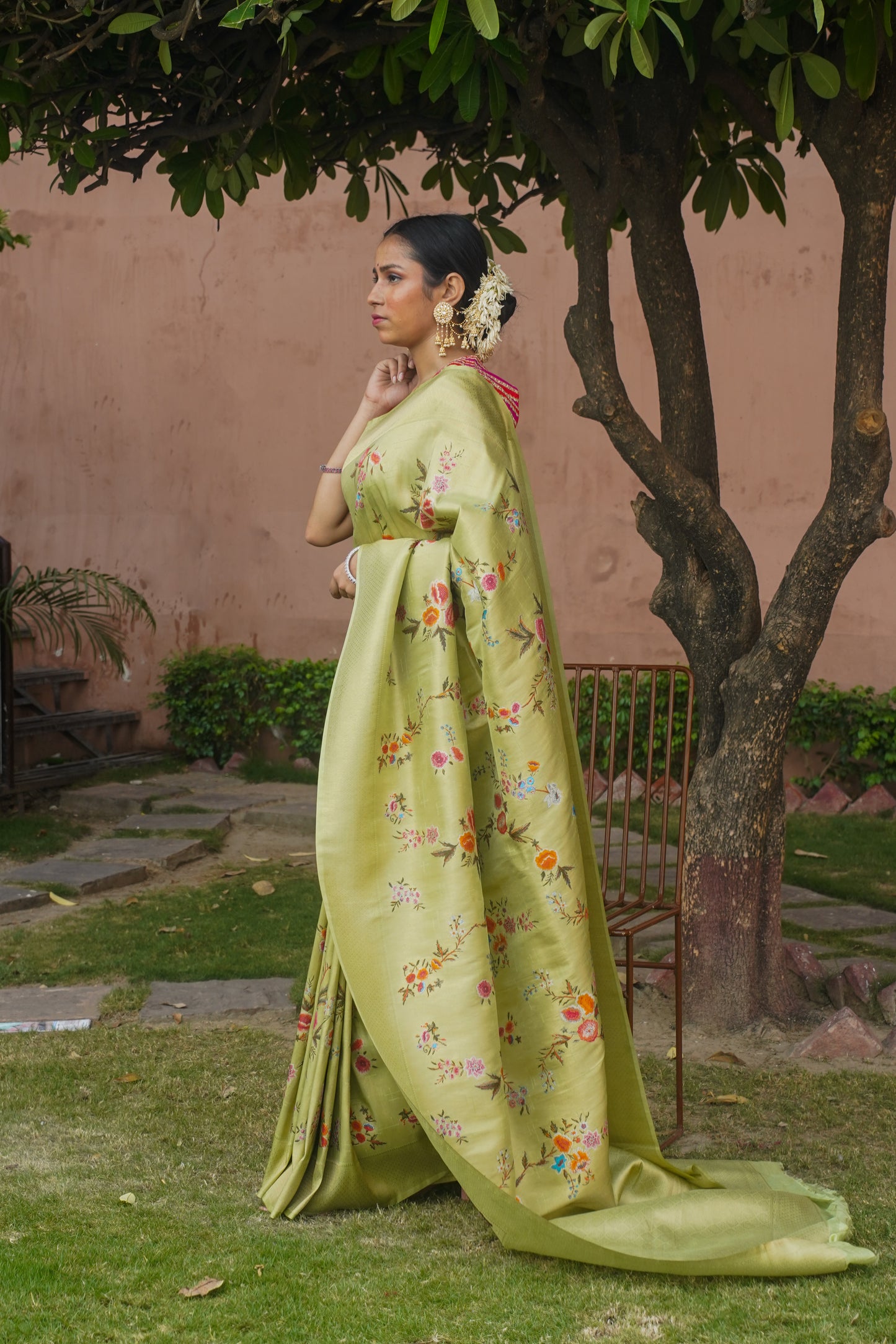 Pista Green Pure Soft Silk Banarasi Handwoven Saree