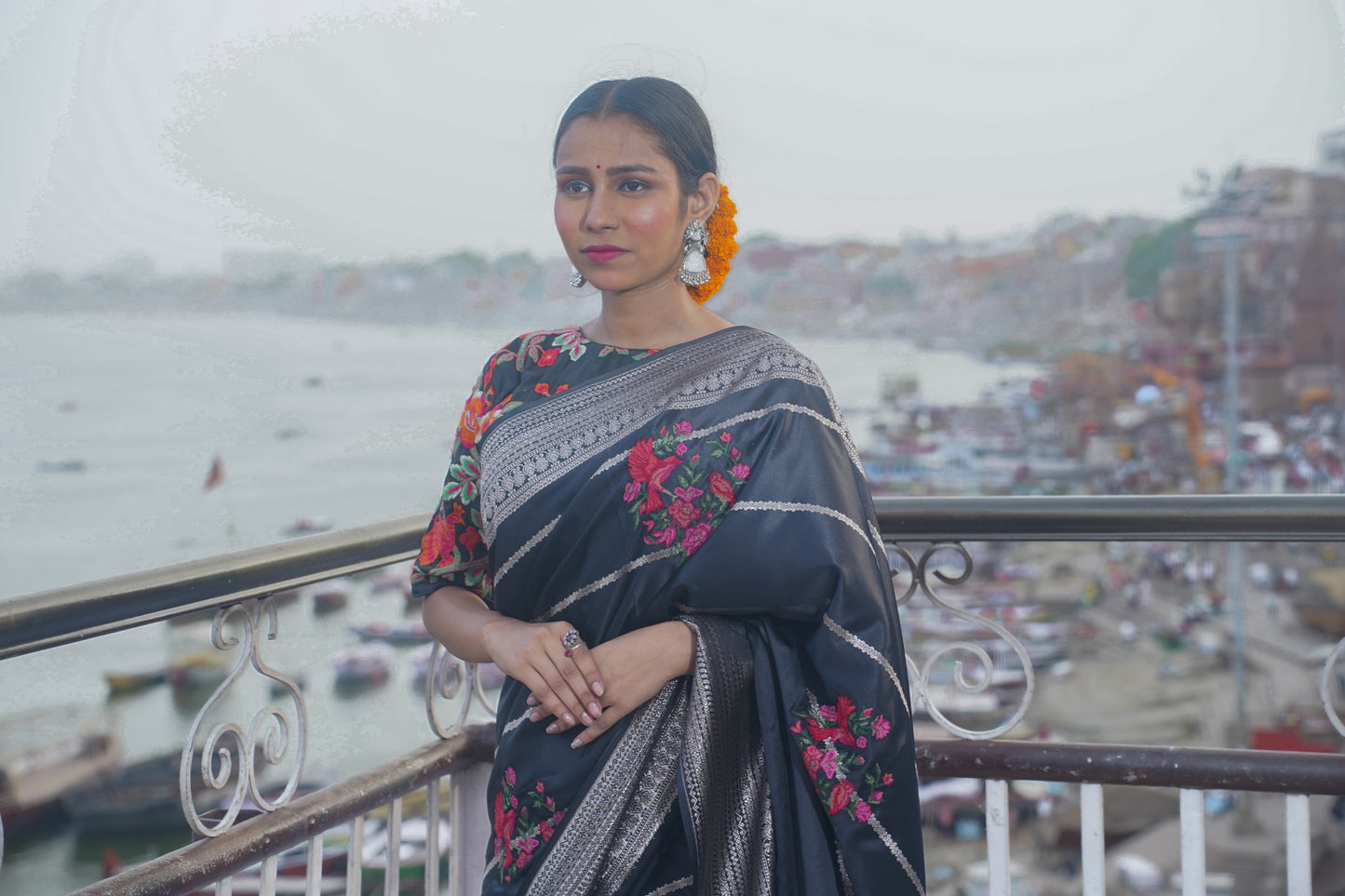 Black Handwoven Banarasi Satin Silk Saree